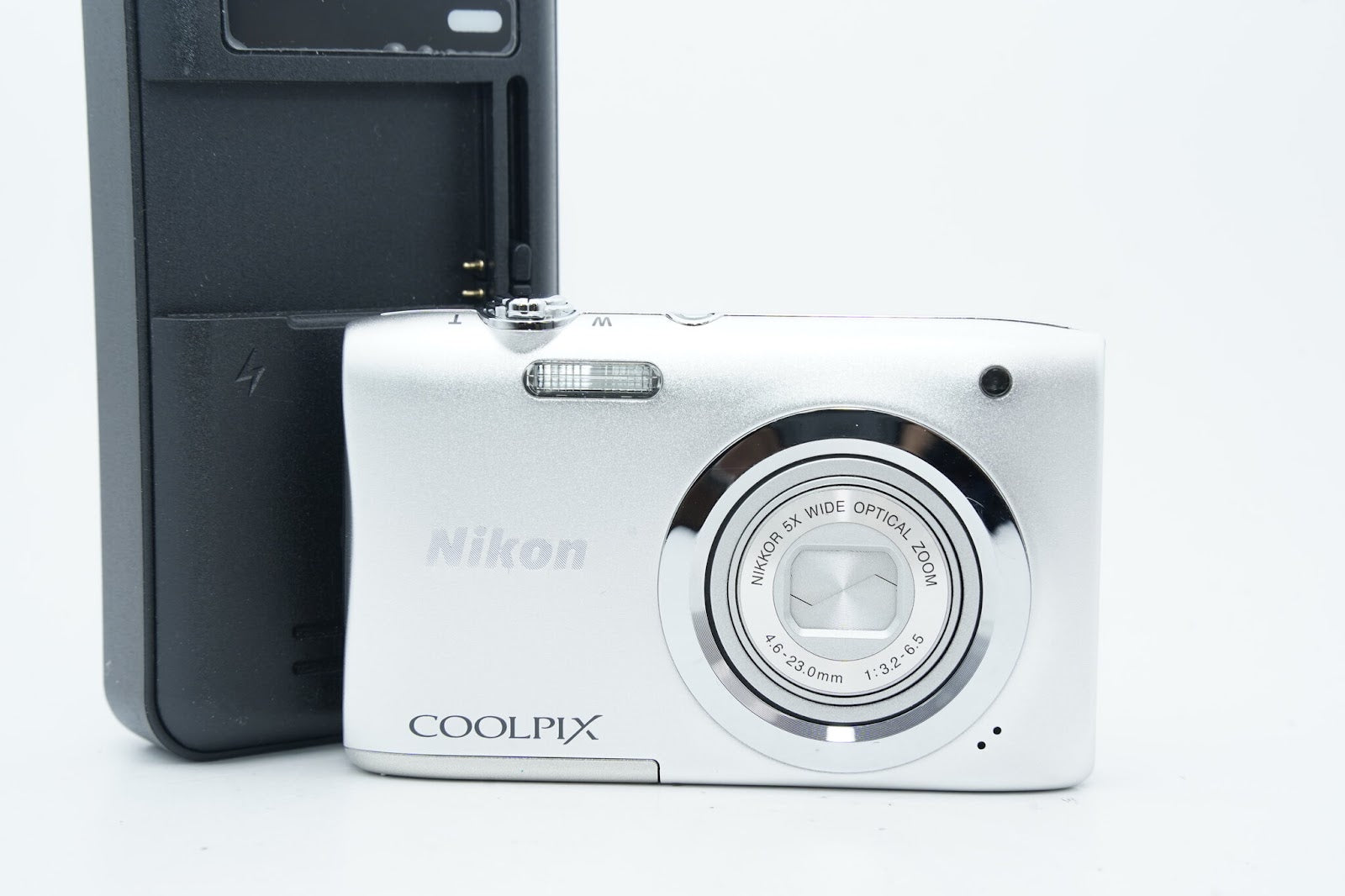 Nikon COOLPIX A100 バッテリー 充電器付属