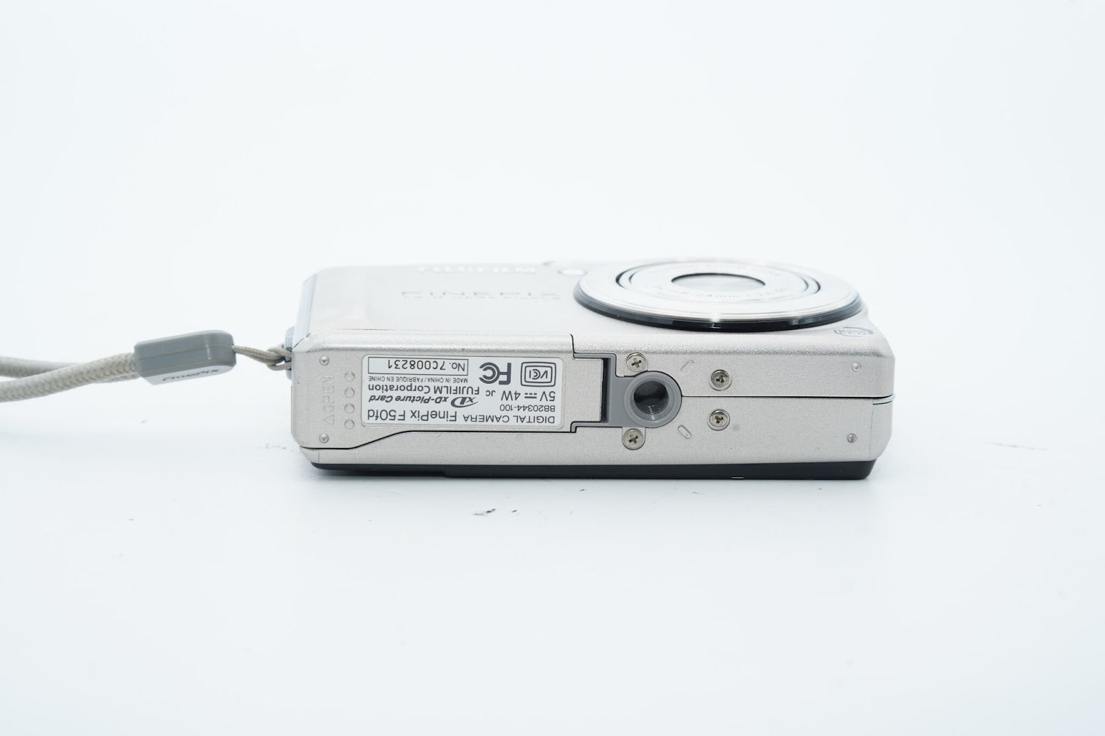 FUJIFILM FINEPIX F50fd シルバーバッテリー 充電器付属