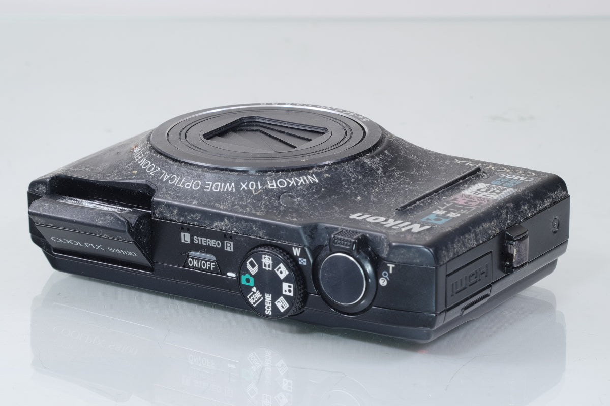 Nikon COOLPIX S8100(ノーブルブラック)