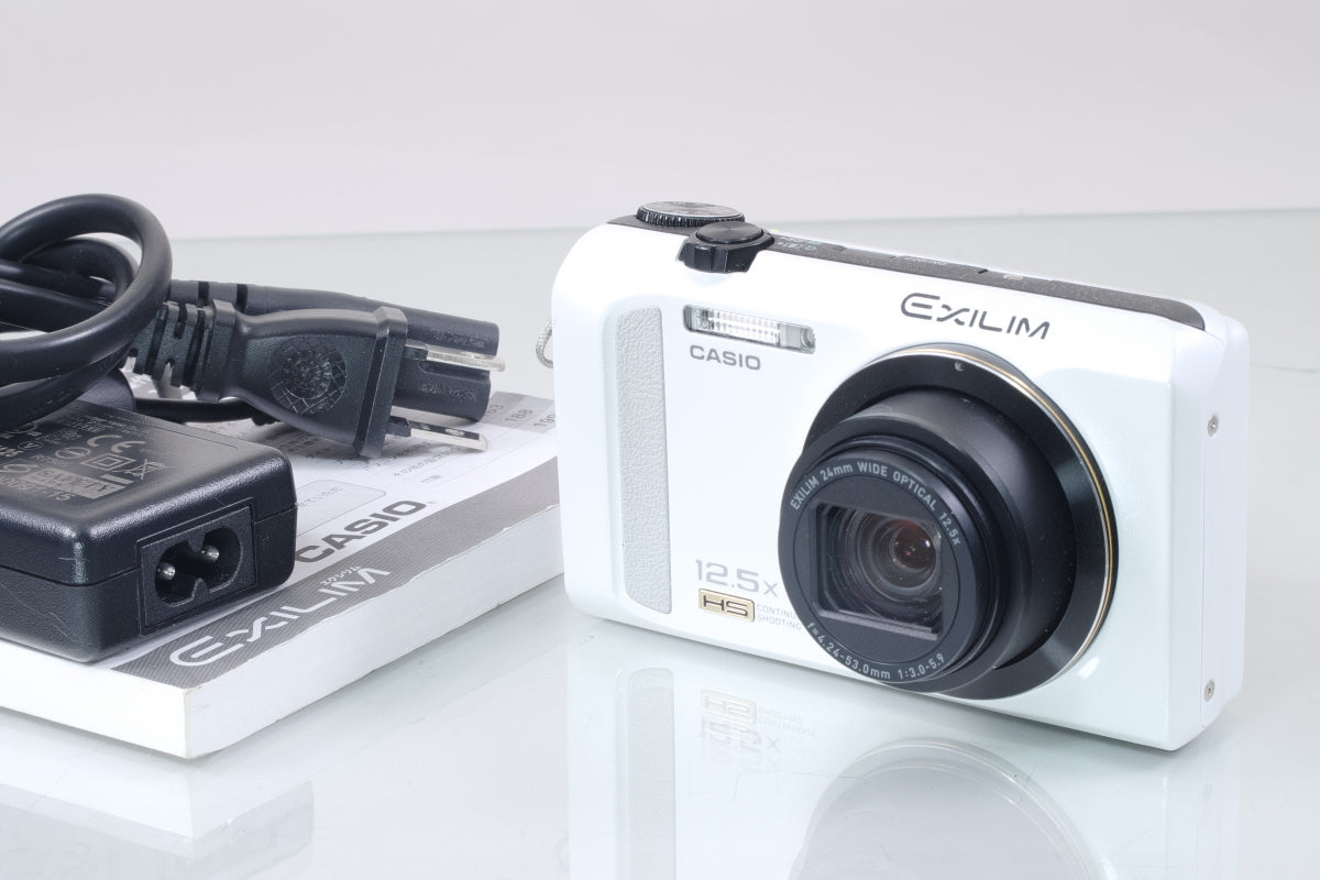 CASIO EXILIM EX-ZR200