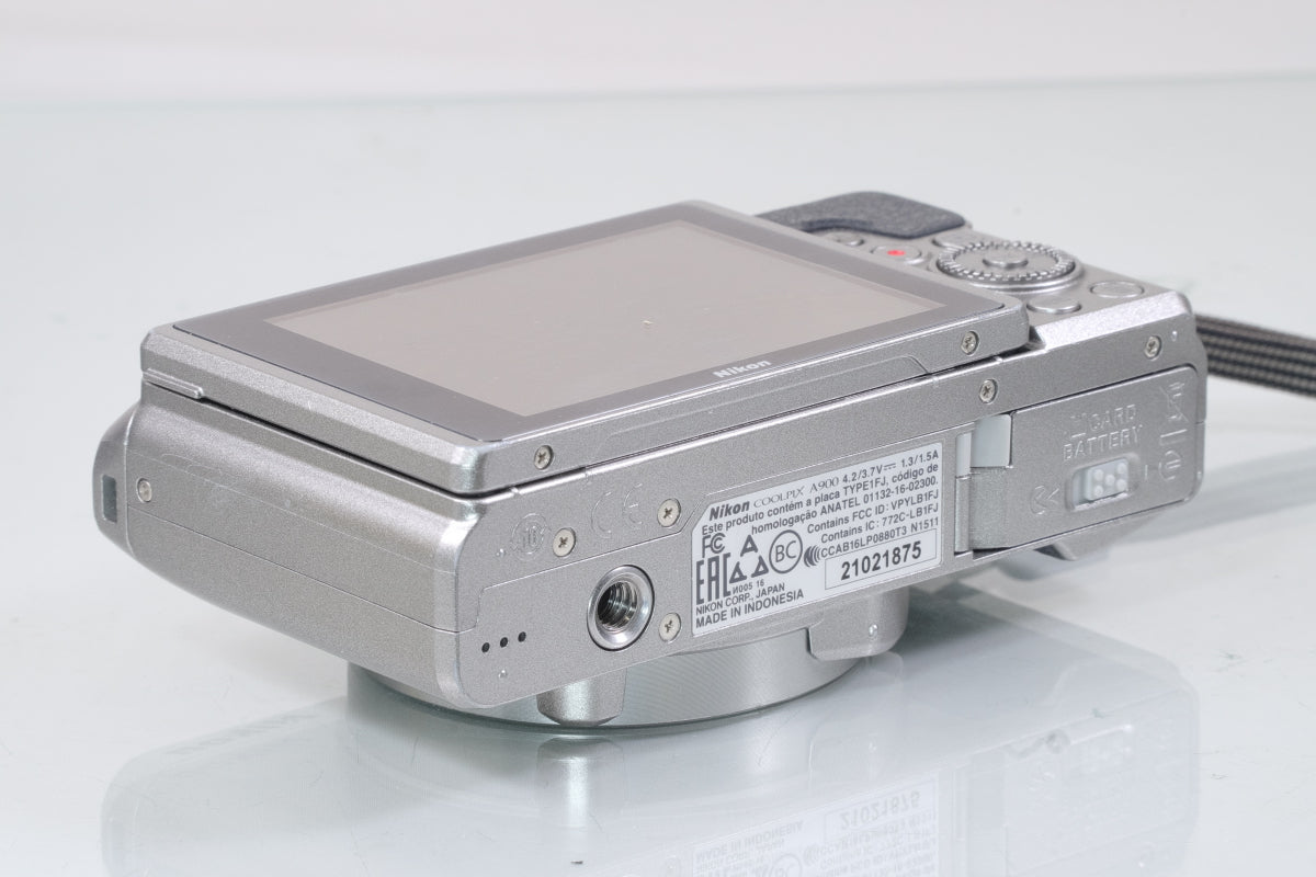 Nikon COOLPIX A900(シルバー)