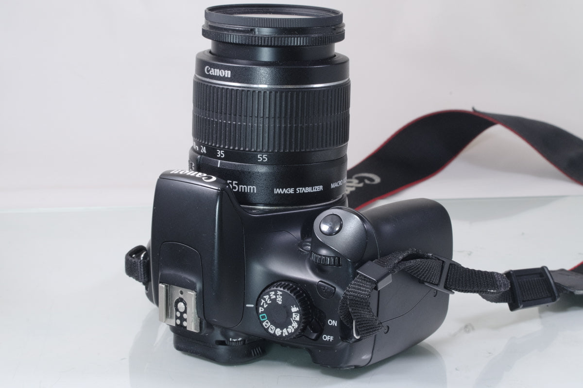 Canon EOS Kiss X50 / EF-S 18-55mm IS II