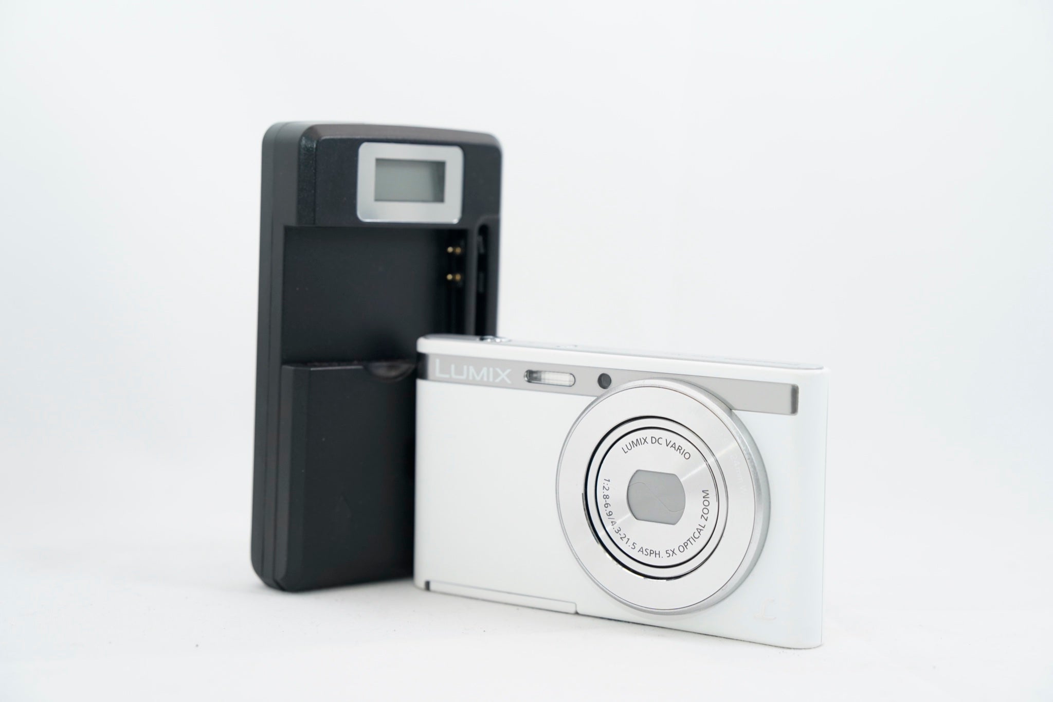 Panasonic LUMIX DMC-XS1 ホワイト(付属:バッテリー)