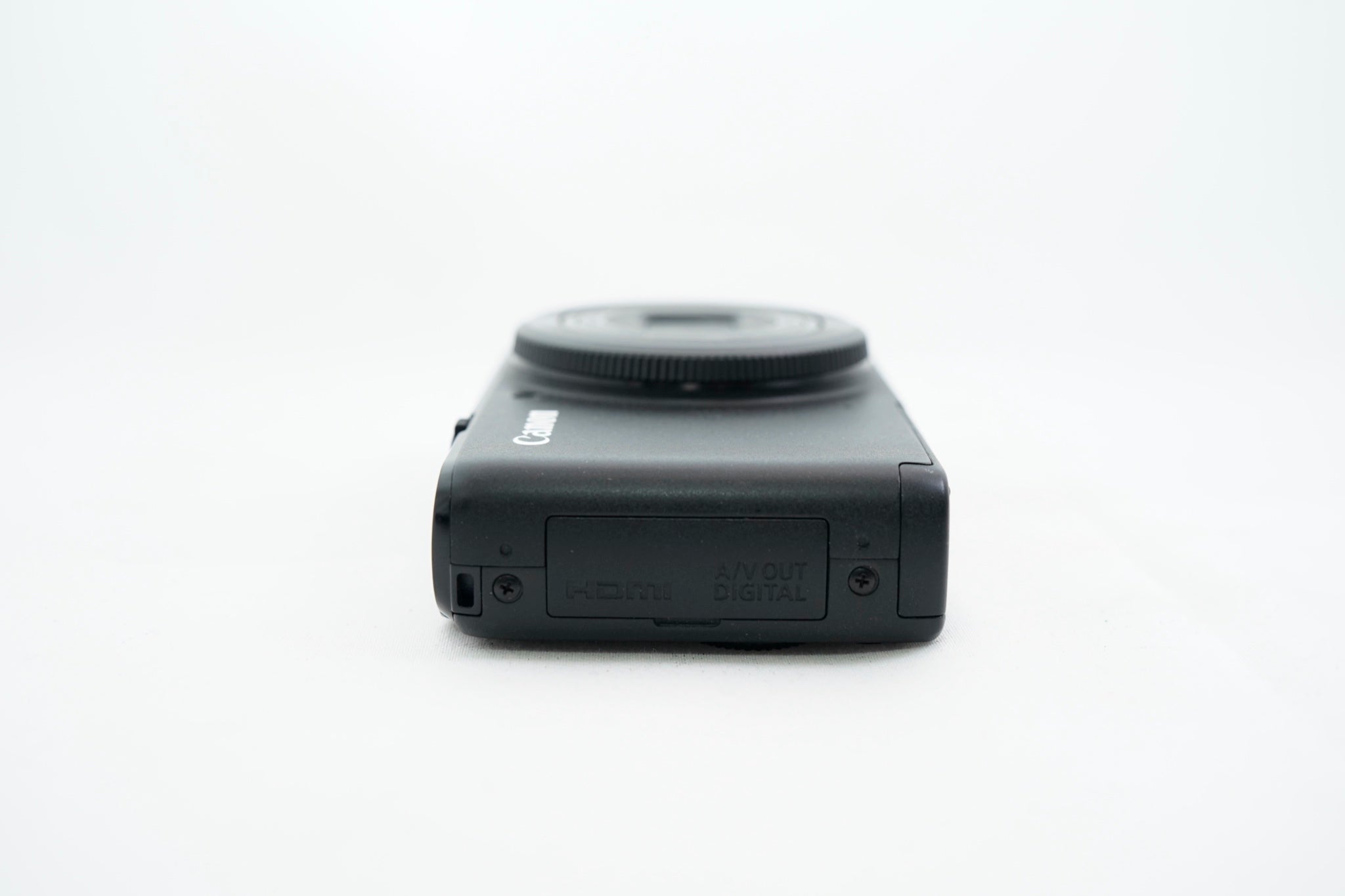 Canon PowerShot S95 ブラック (221032003094)(付属:箱, バッテリー 充電器 付属)