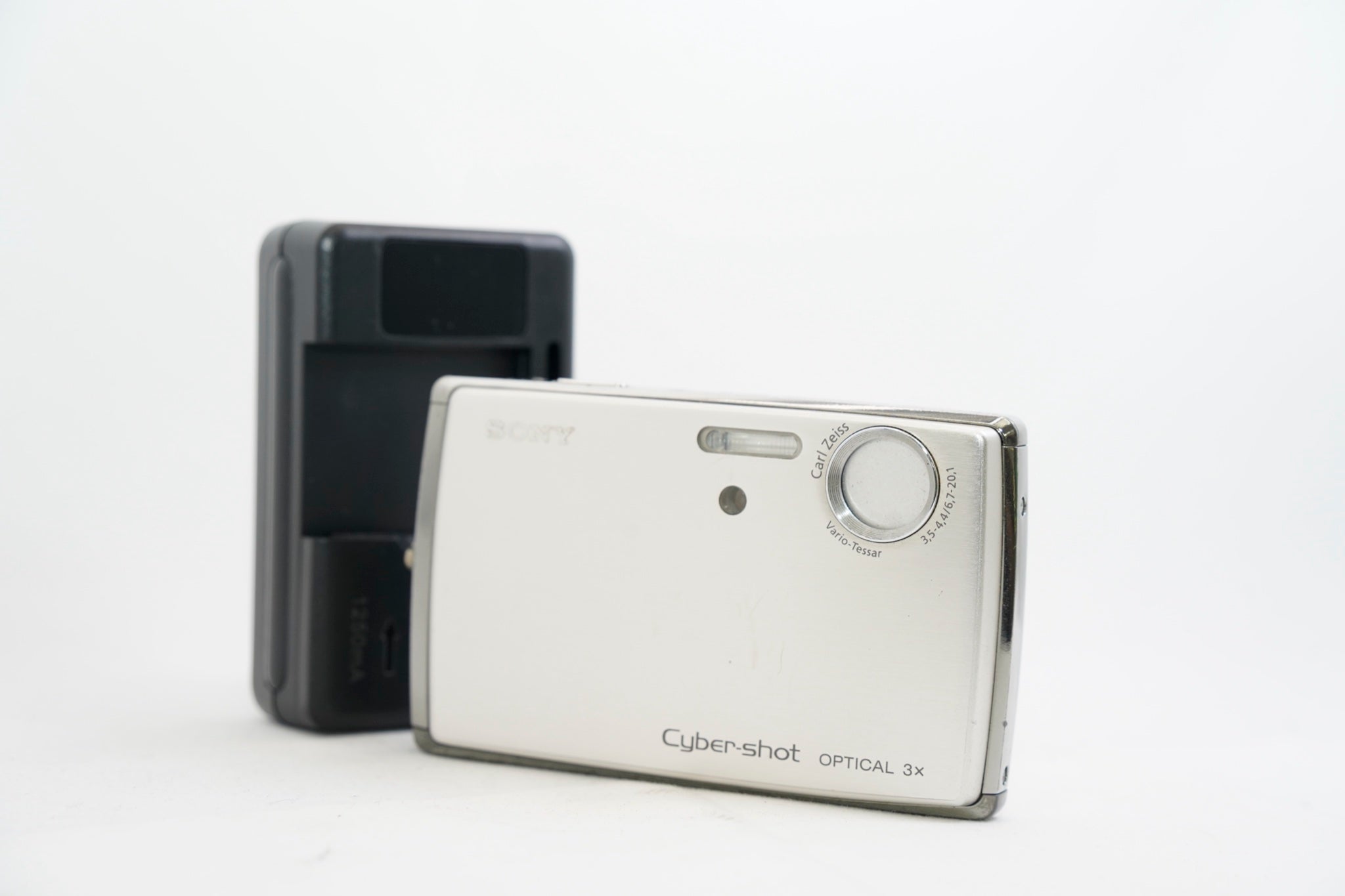 SONY Cyber Shot DSC-T33 シルバー 3085862（付属：箱, 充電器）