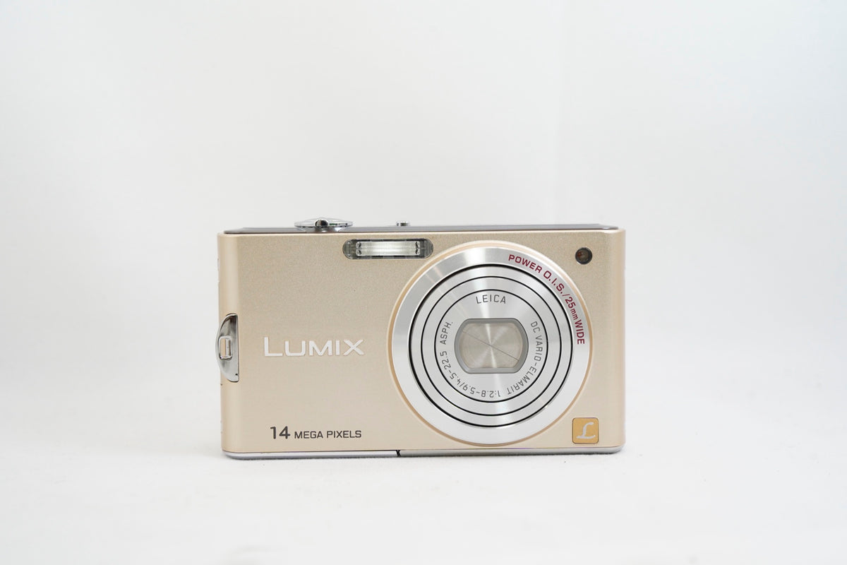 Panasonic LUMIX DMC-FX66 ゴールド(付属:バッテリー)