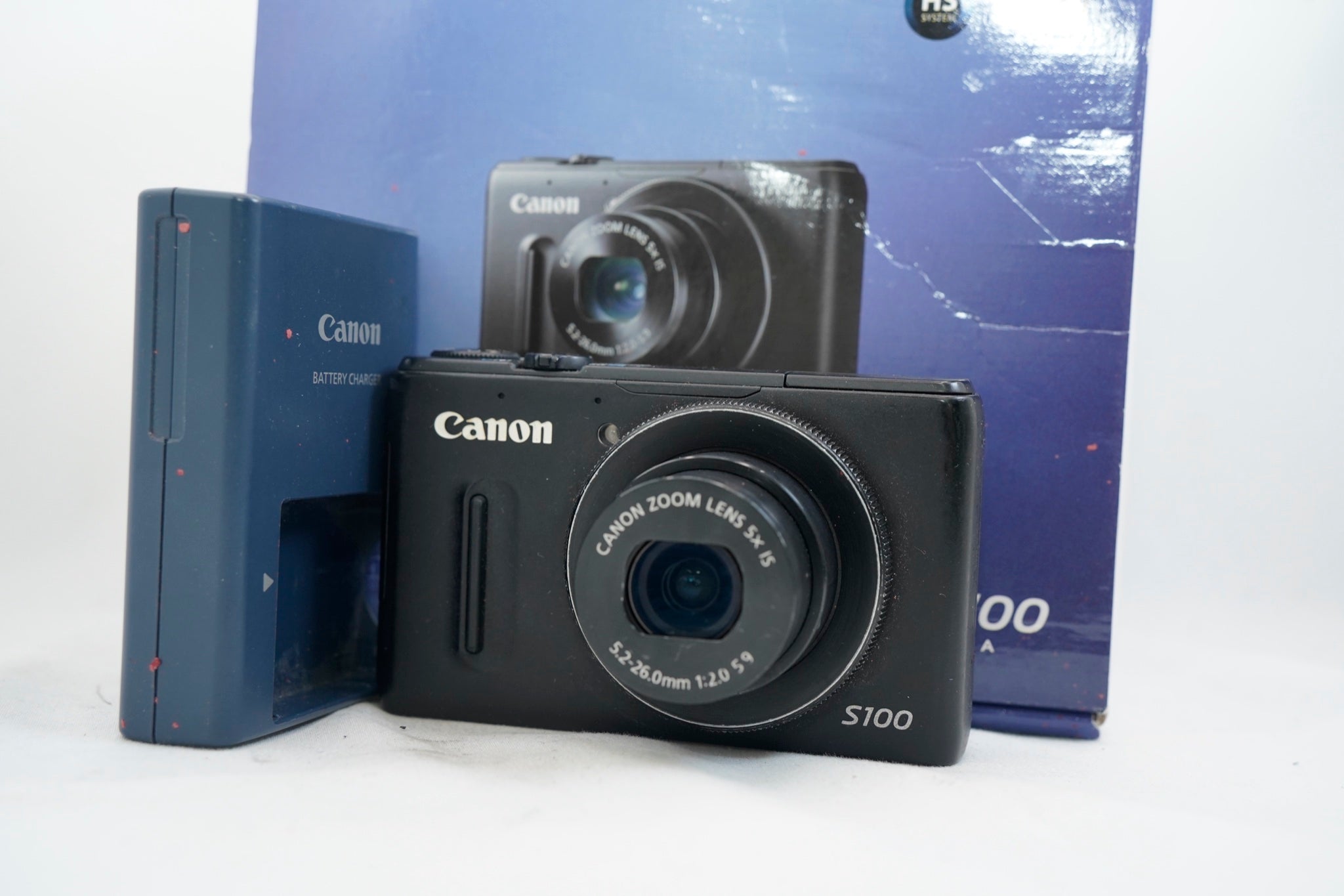 Canon Power Shot S100 ブラック(付属:バッテリー・充電器・箱)