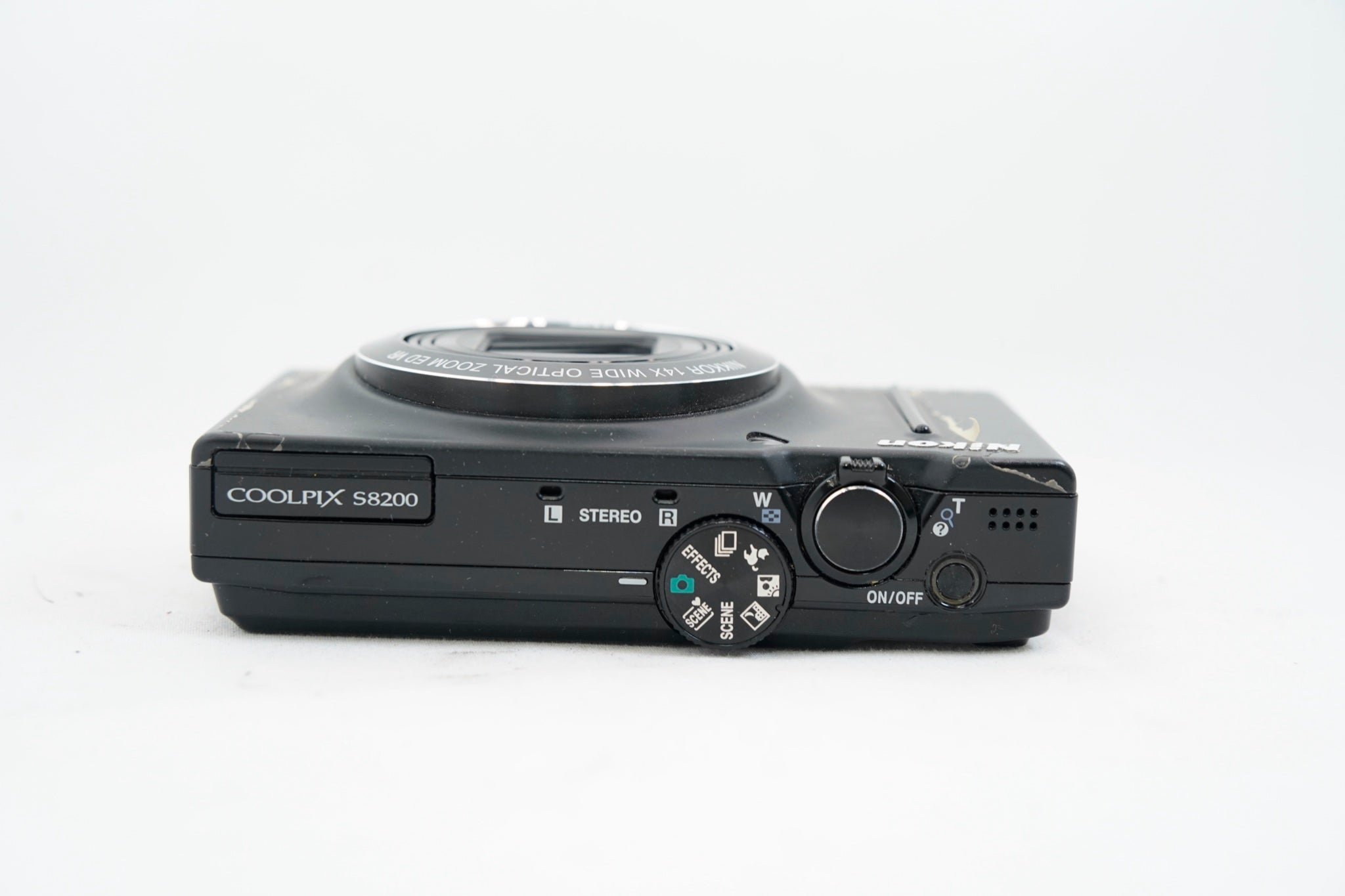 Nikon COOLPIX S8200 ブラック(付属:バッテリー)