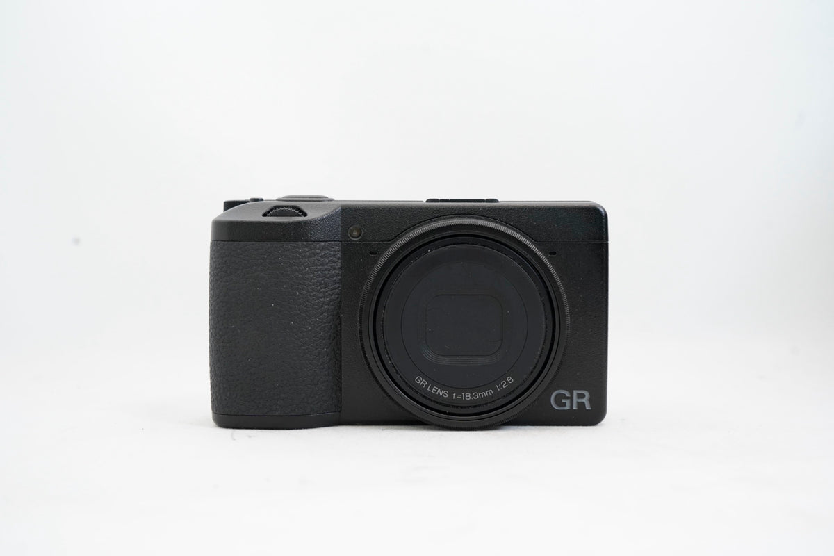 RICOH GRIII #4172 - 2