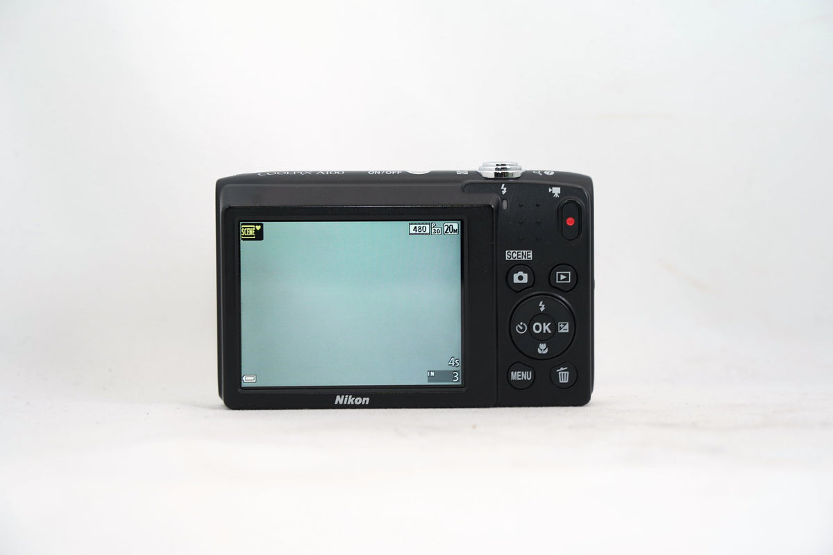 Nikon COOLPIX A100 シルバー
