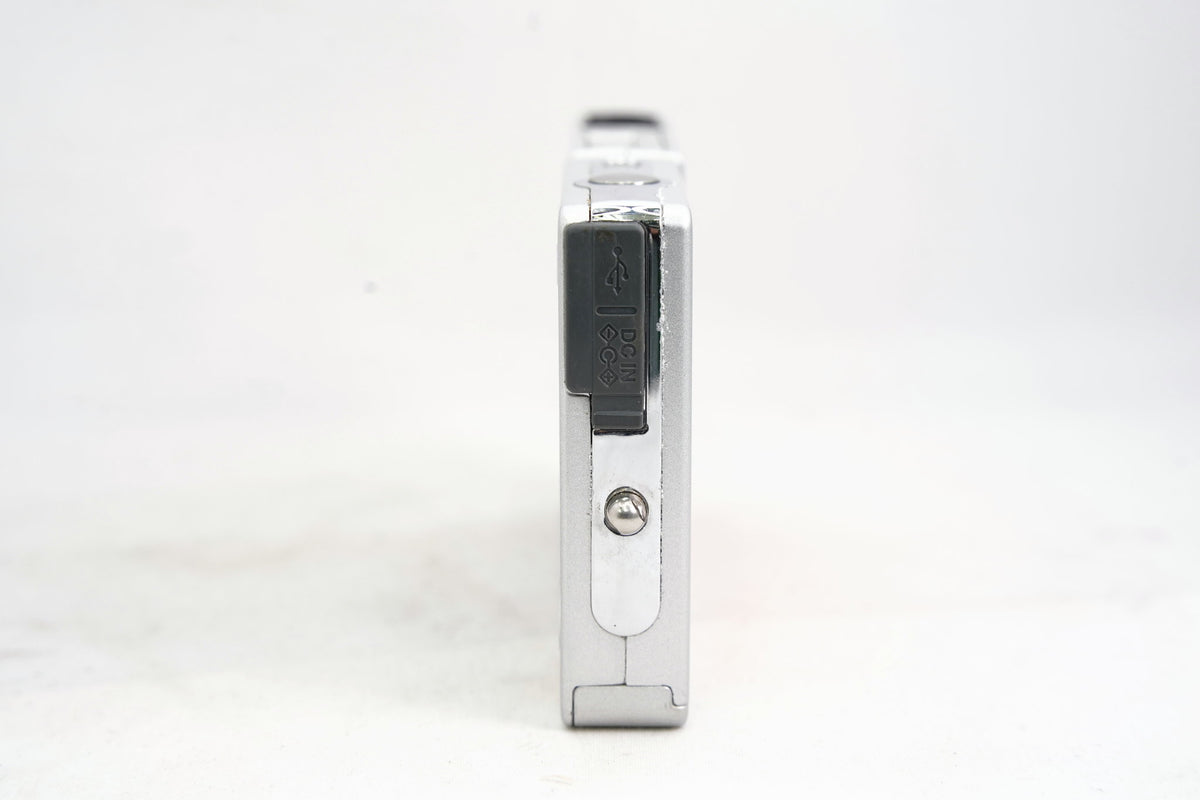 KYOCERA Finecam SL300R オレンジ(付属:充電器・バッテリーなし)