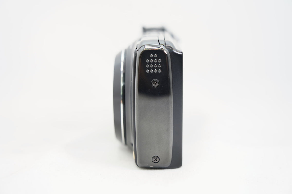 FUJIFILM FinePix F300EXR