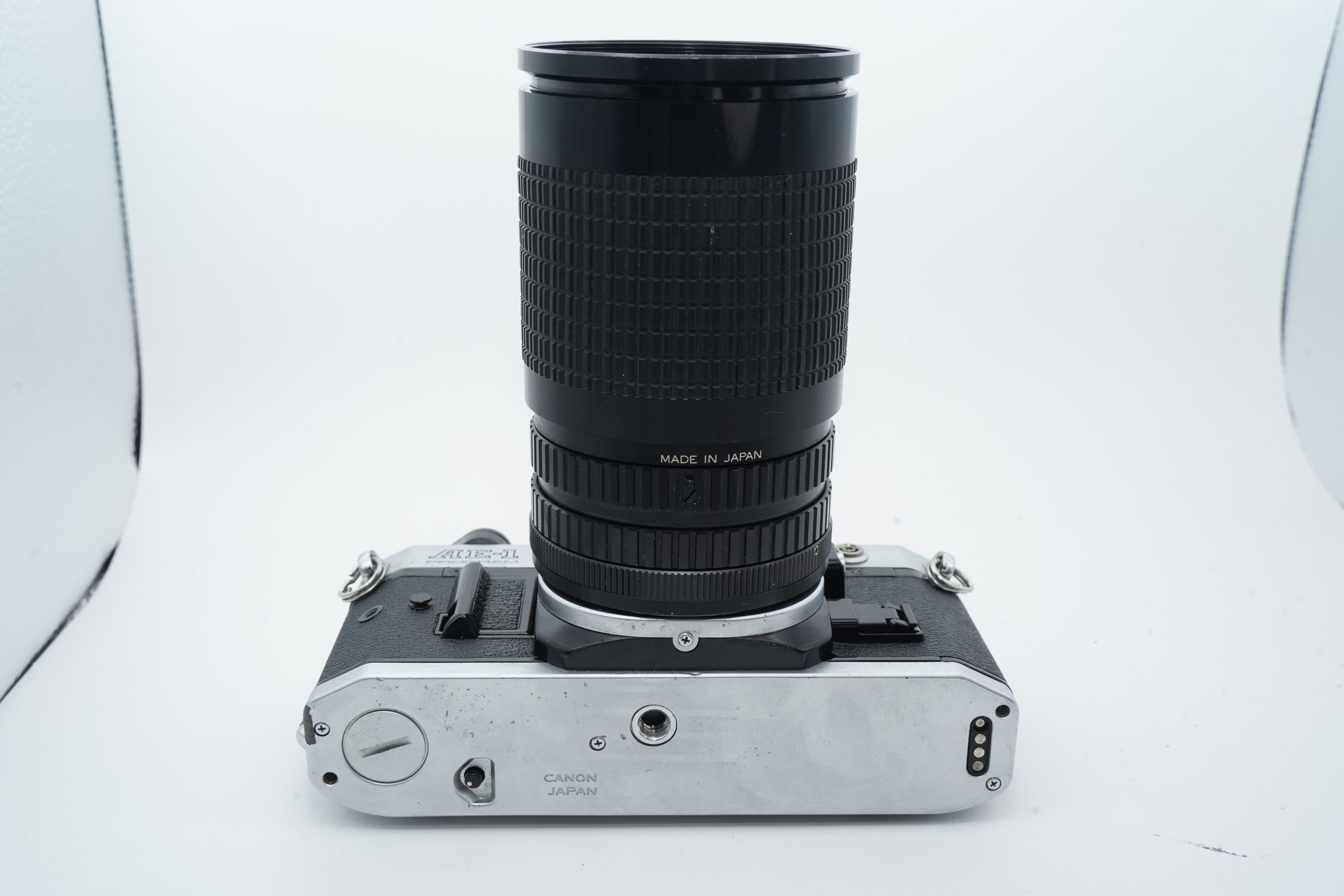 Canon AE-1 PROGRAM / SUN ZOOM MC 35-140mm F3.8-5.3 MACRO キャノンマウント