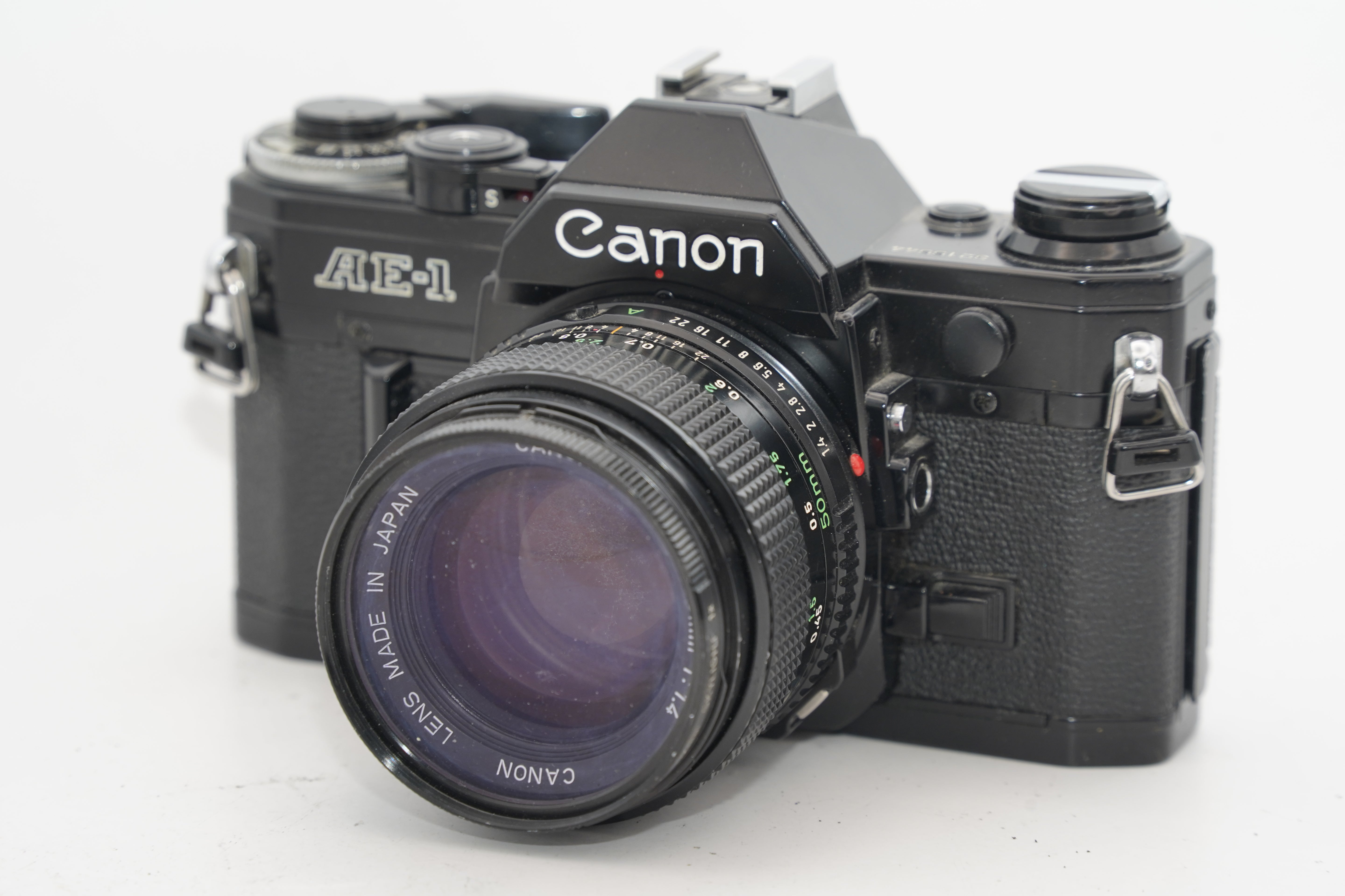 Canon AE-1 / CANON LENS FD 50mm F1.4