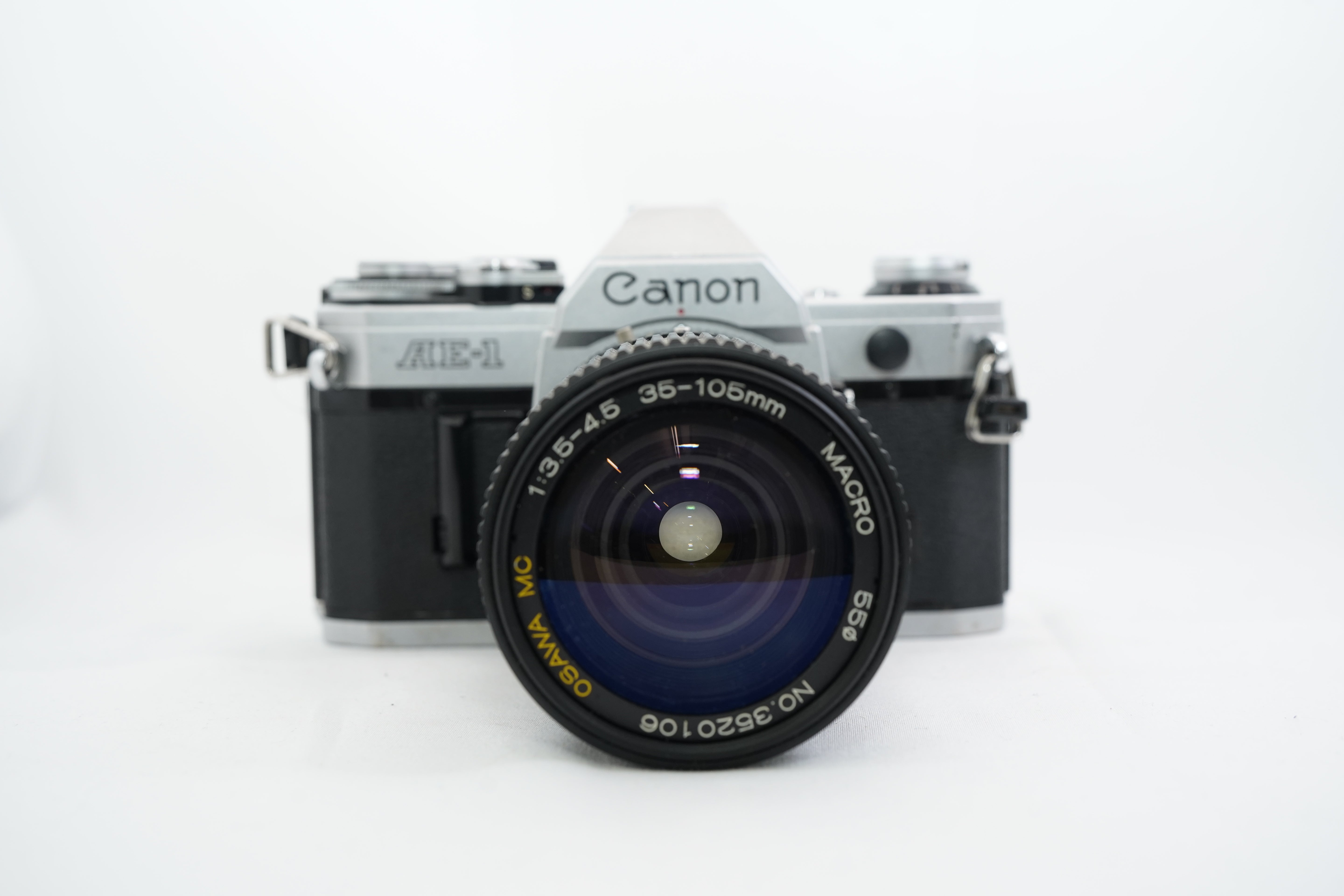 Canon AE-1 / OSAWA MC F3.5-4.5 35-105mm MACRO