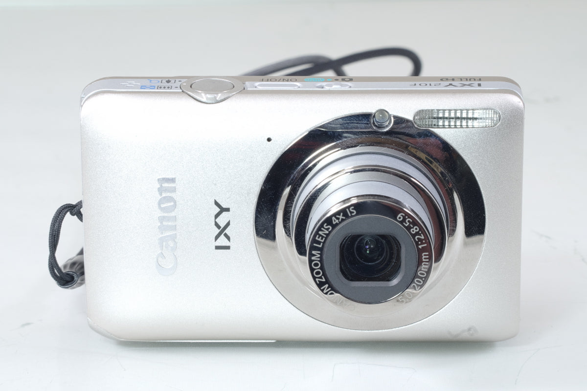 Canon IXY 210F シルバー バッテリー, 充電器, 付き