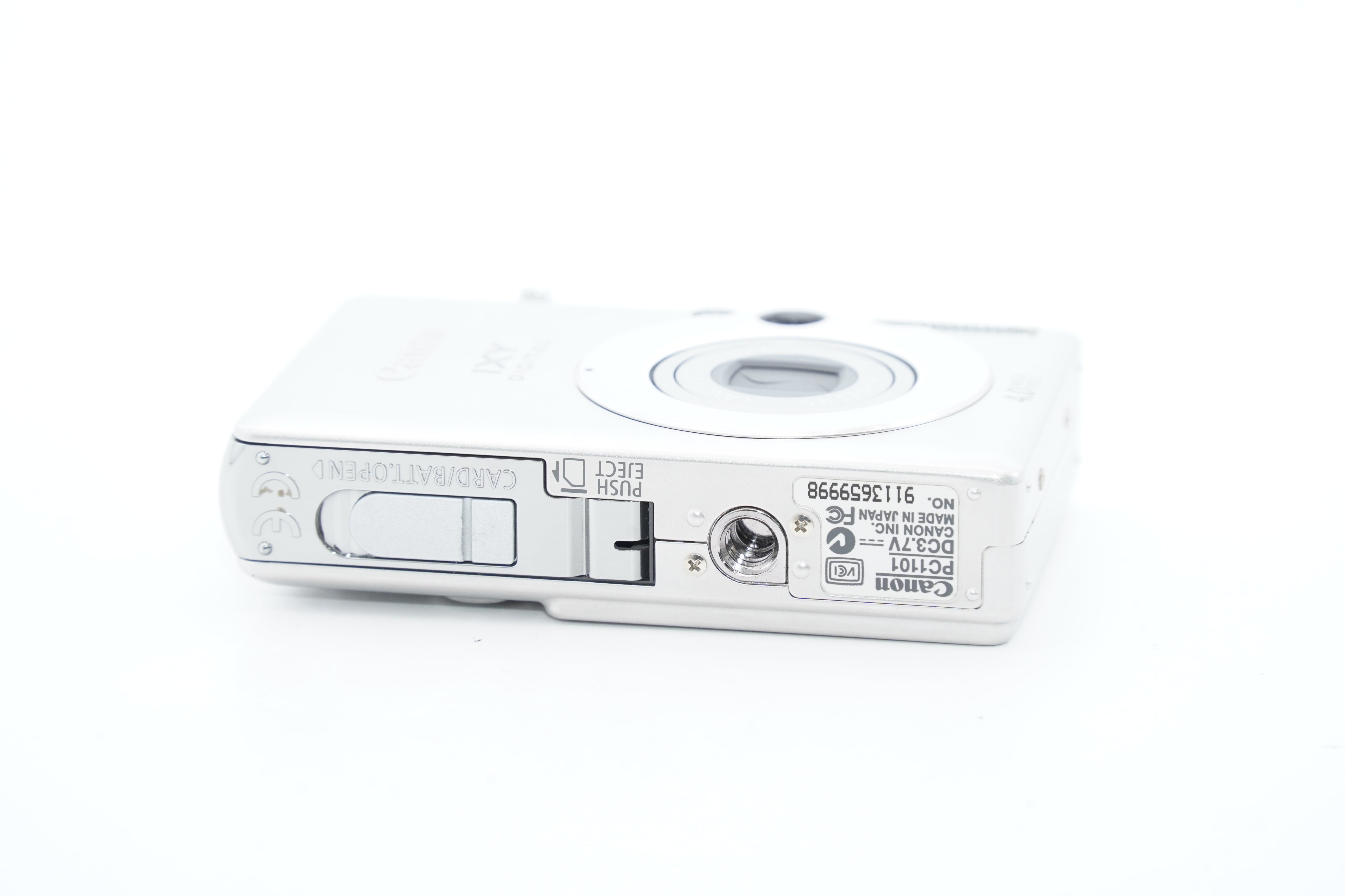Canon IXY DIGITAL 50 シルバー バッテリー・充電器付属