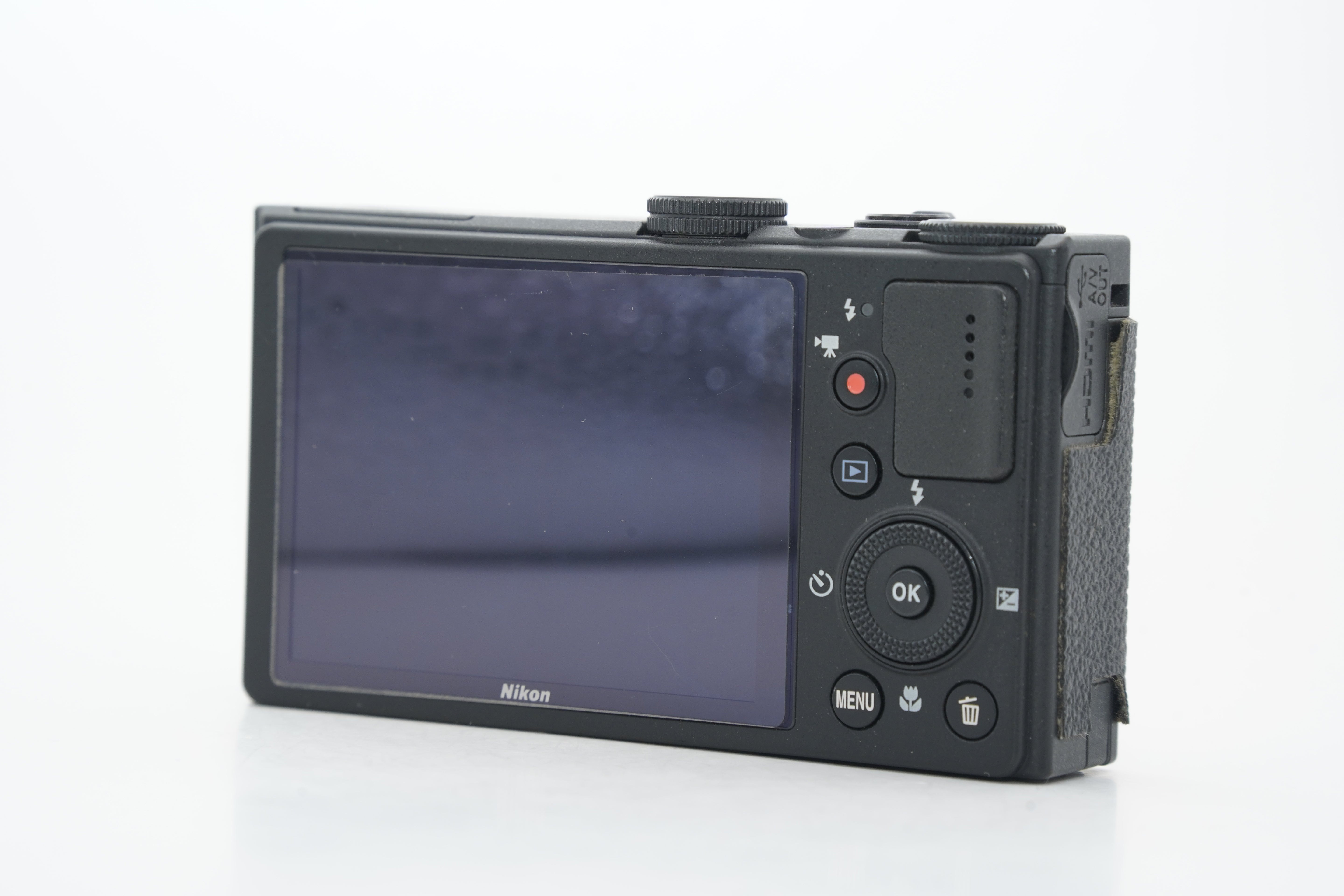 Nikon COOLPIX P330 ブラック 充電器 バッテリー付属