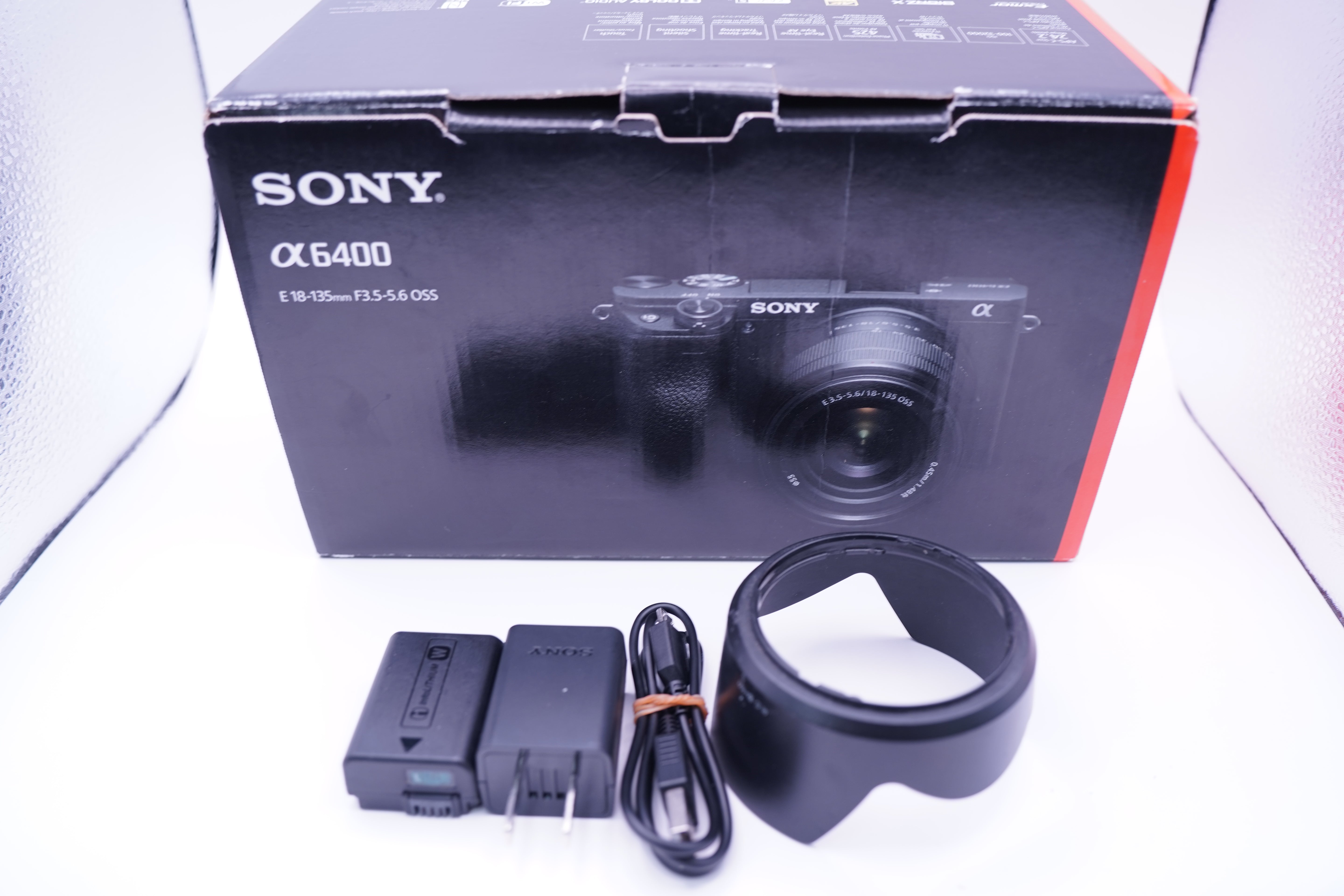 SONY α6400 18-135mm F3.5-5.6 OSS レンズキット