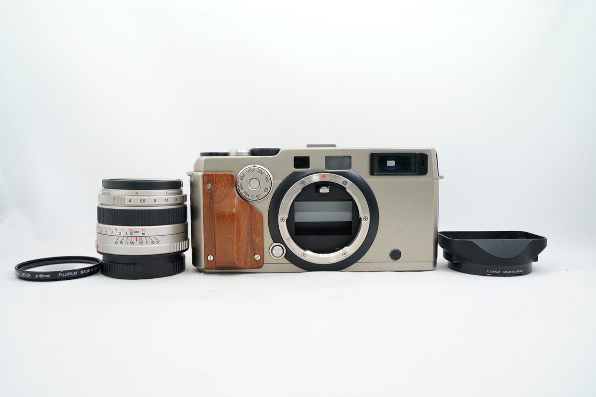FUJIFILM TX-1 / SUPER-EBC FUJINON 45mm F4 買取実績