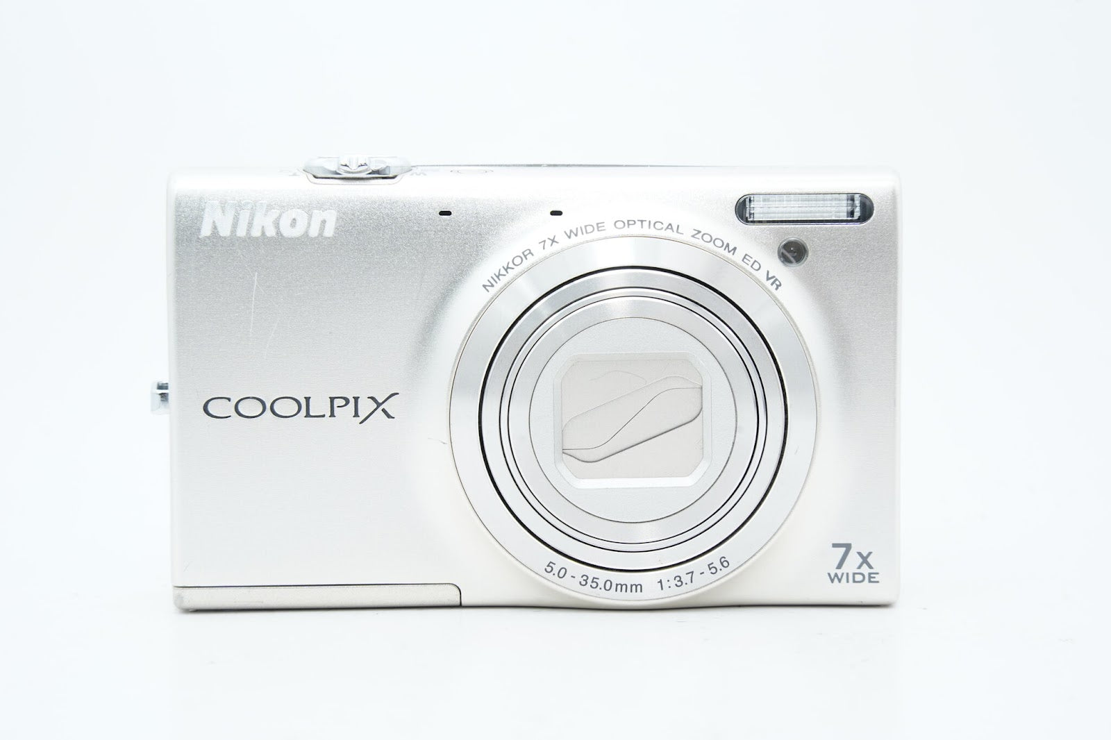 Nikon COOLPIX S6100 シルバー  バッテリー 充電器付属