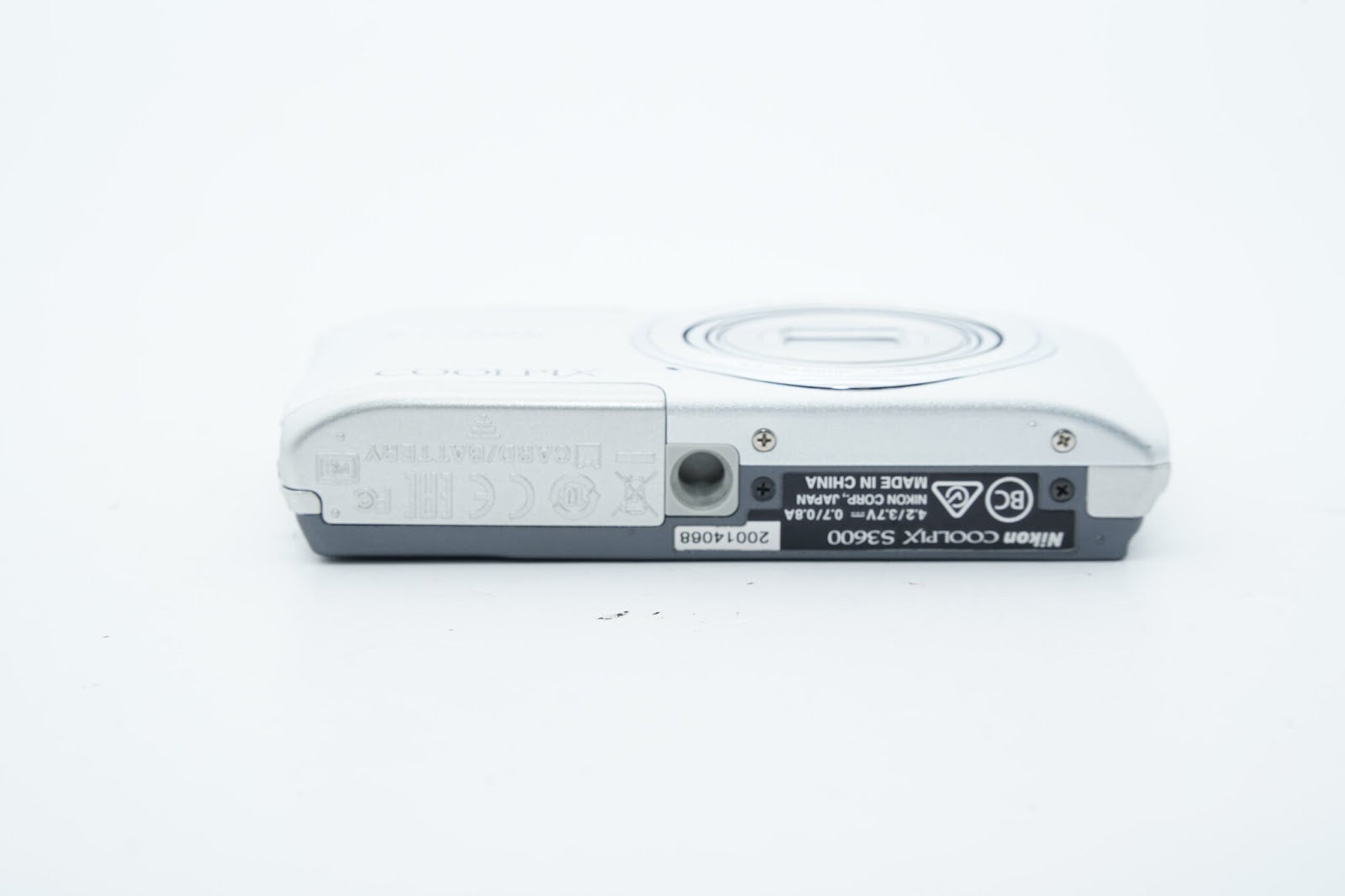 Nikon COOLPIX S3600 ｼﾙﾊﾞｰ バッテリー 充電器付属