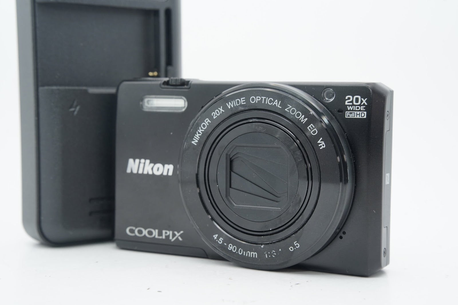Nikon COOLPIX S7000 ブラック バッテリー 充電器付属