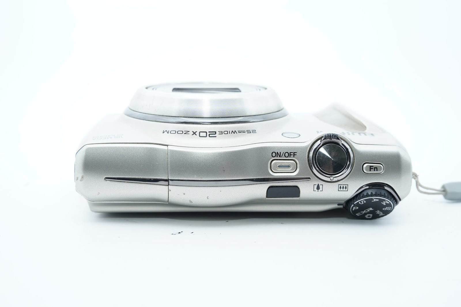 FUJIFILM FINEPIX F770 EXR ｺﾞｰﾙﾄﾞバッテリー 充電器 箱付属
