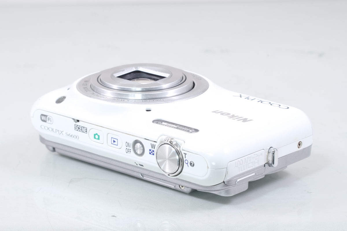 Nikon COOLPIX S6600