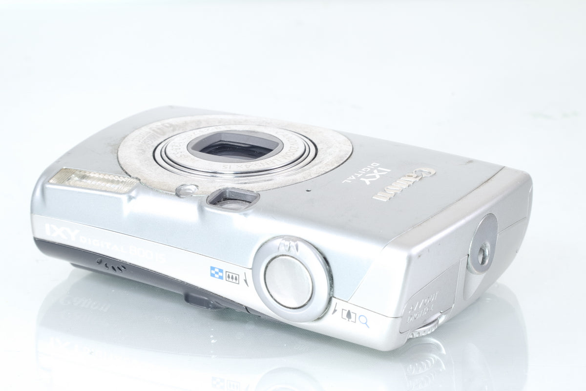Canon IXY DIGITAL 800 IS