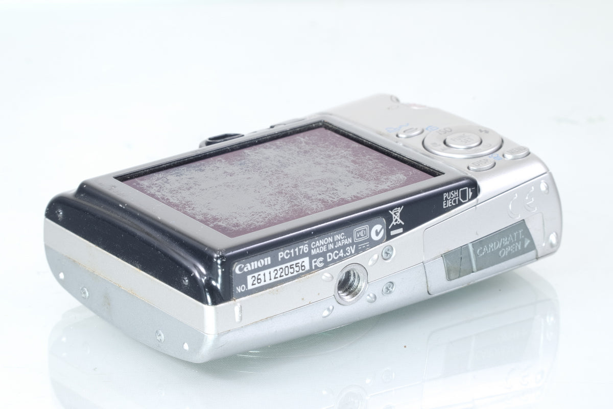 Canon IXY DIGITAL 800 IS