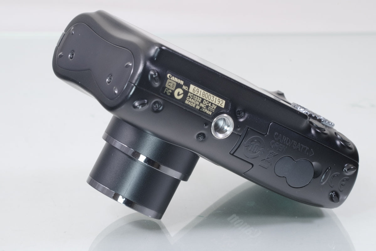 Canon IXY DIGITAL 3000 IS（ブラック）