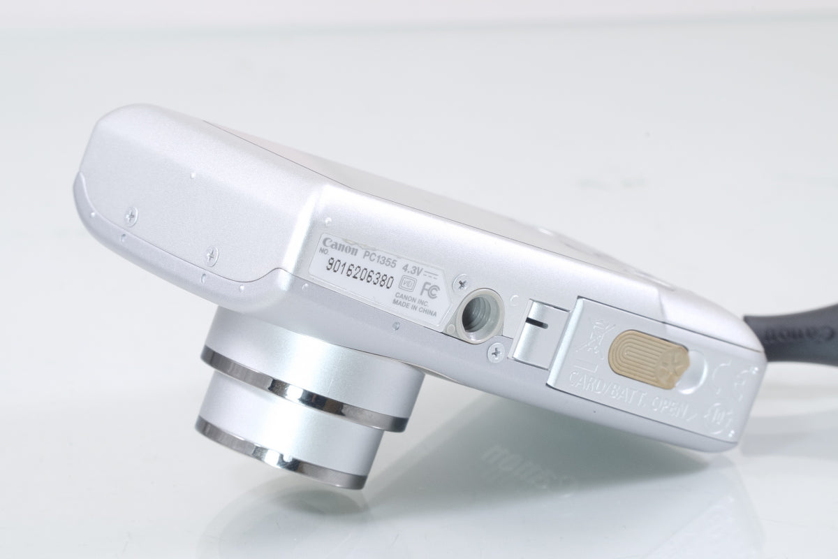 Canon IXY DIGITAL 110 IS（シルバー）