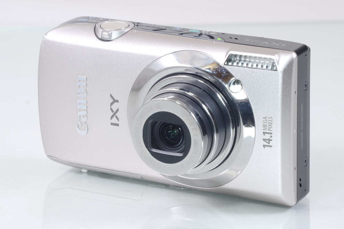Canon IXY 10S（シルバー）