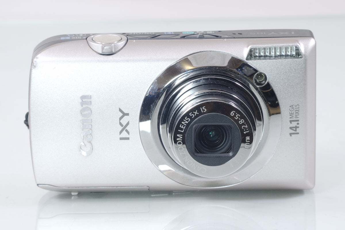 Canon IXY 10S（シルバー）