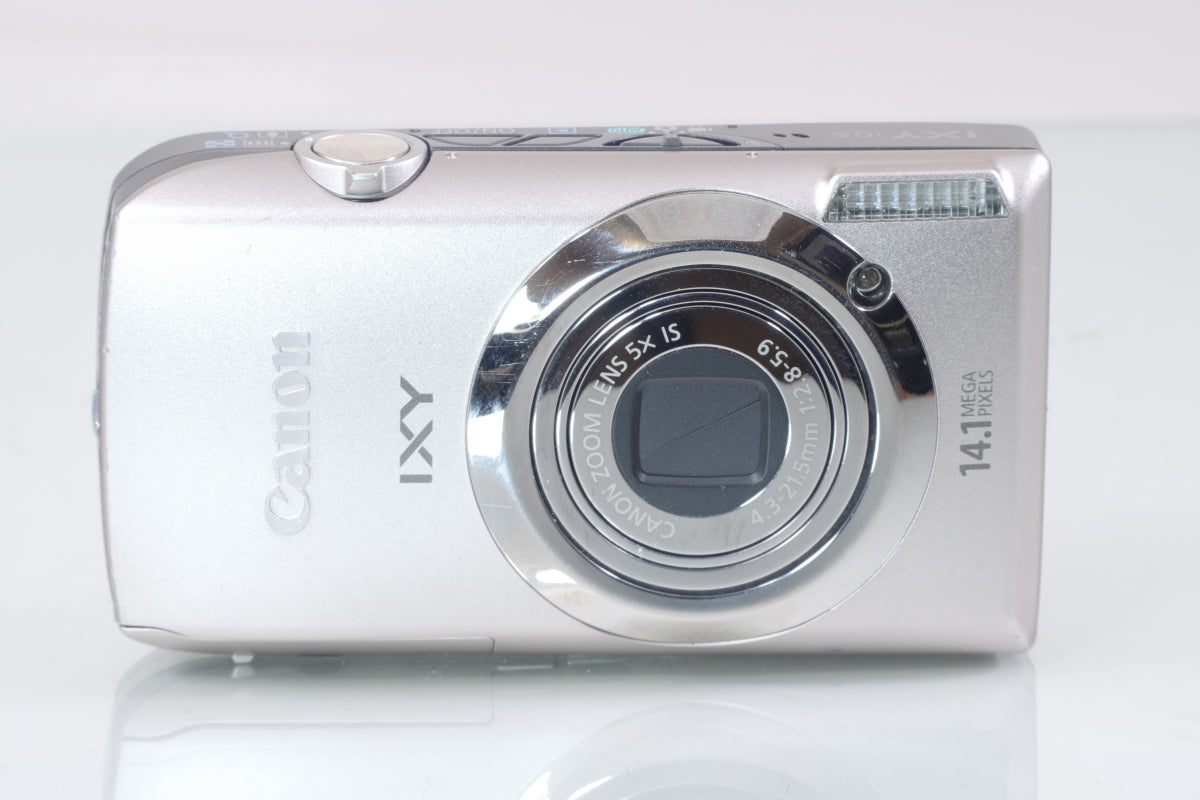Canon IXY 10S（シルバー）