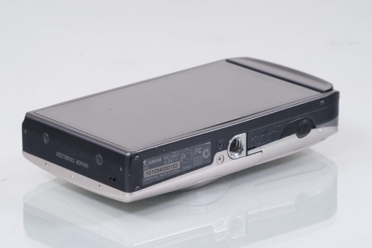 Canon IXY 10S（シルバー）