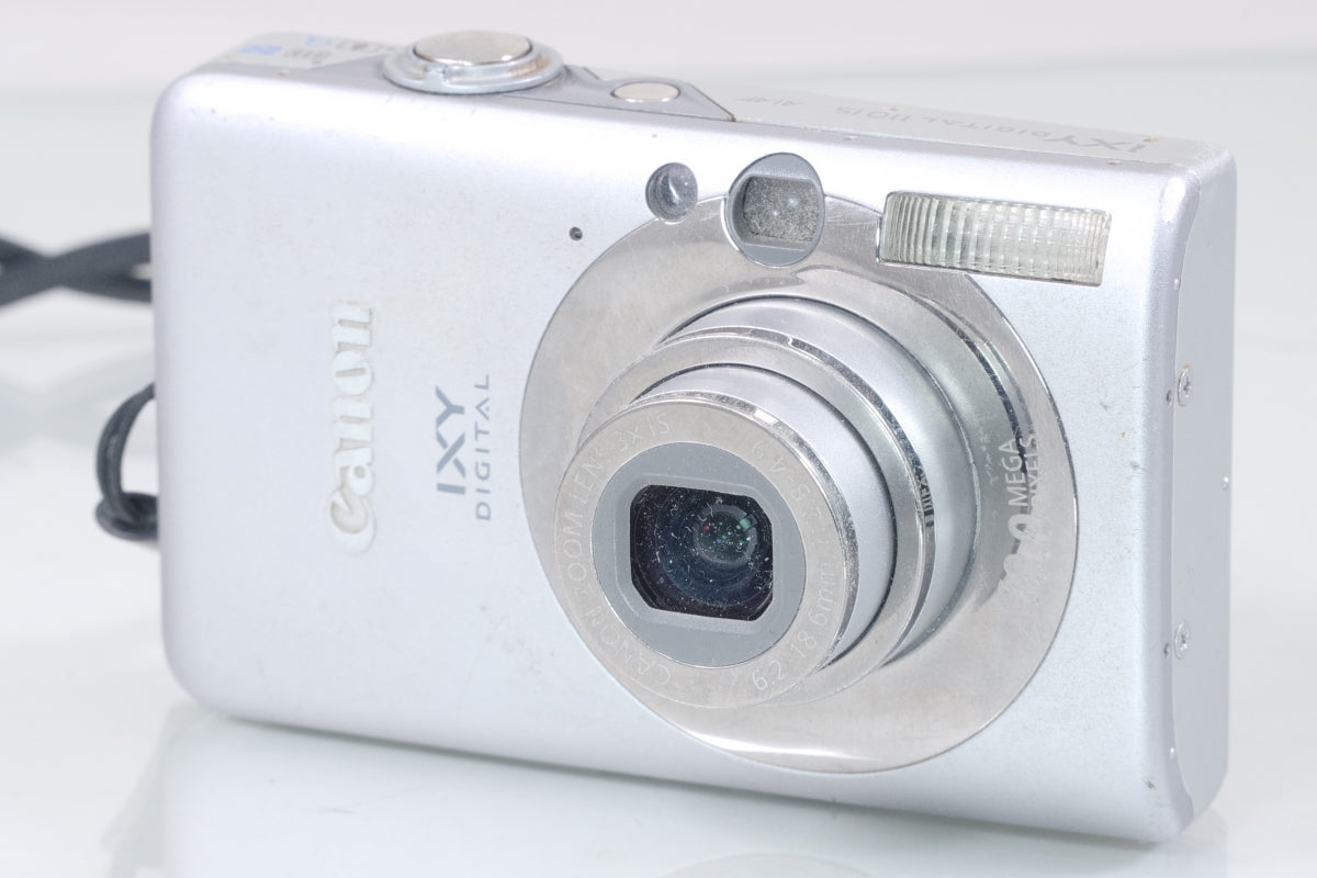 Canon IXY DIGITAL 110 IS（シルバー）