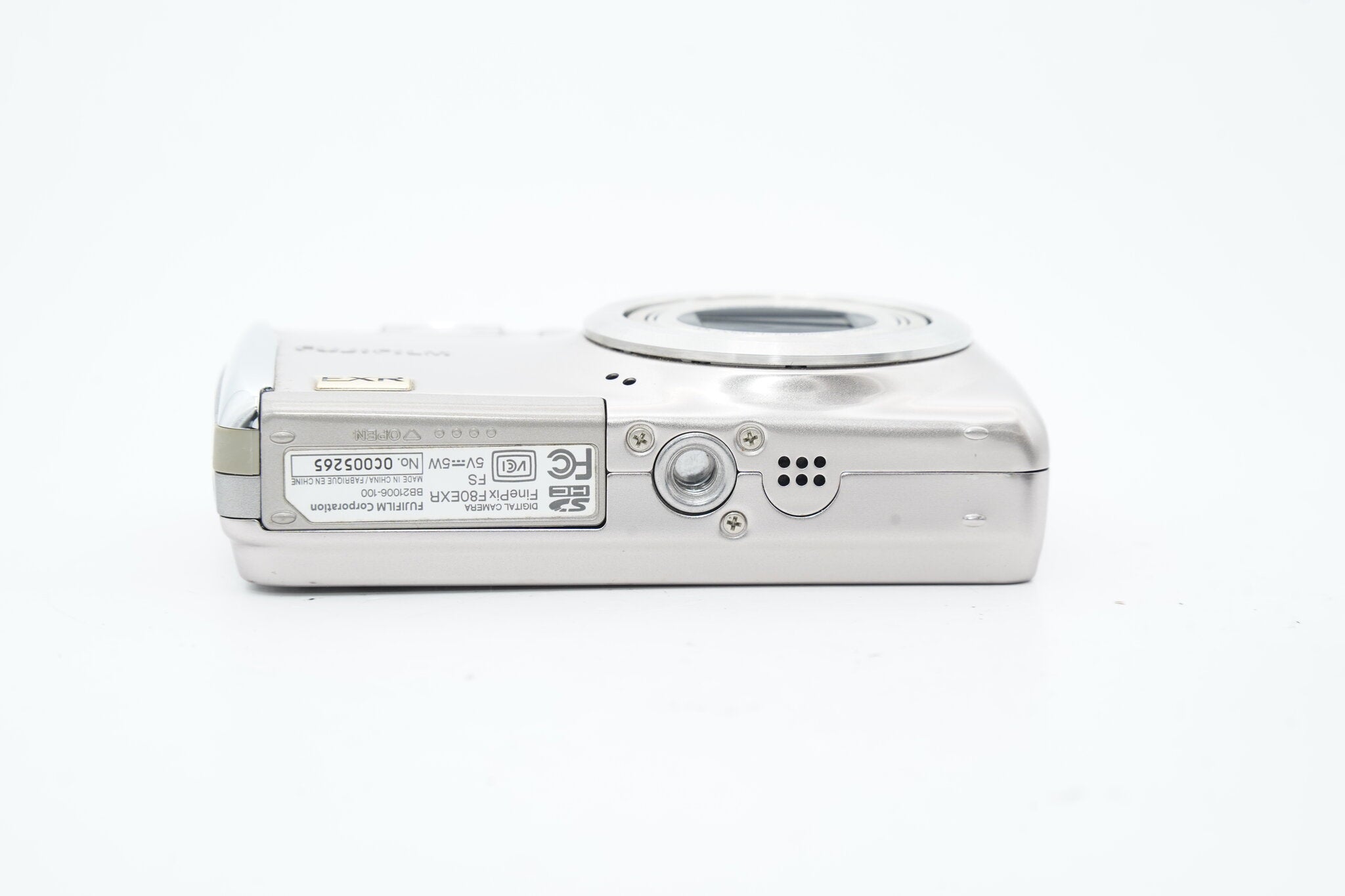 FUJIFILM FINEPIX F80 #3527 - 5