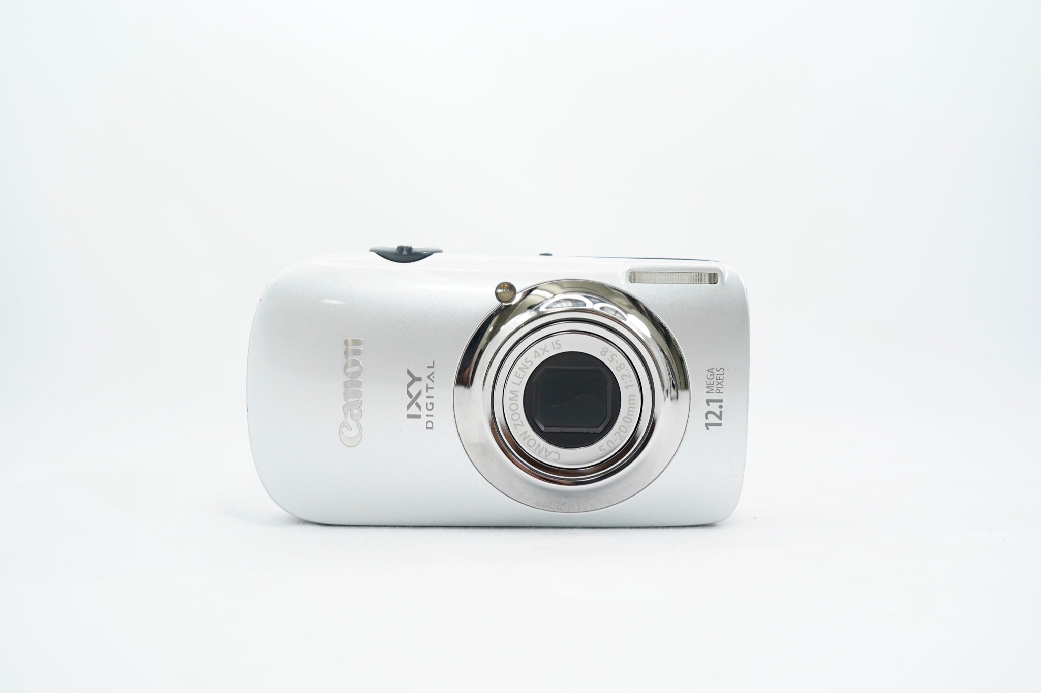Canon IXY DIGITAL 510 IS ｼﾙﾊﾞｰ (8713200760)（付属：バッテリー 充電器 付属）