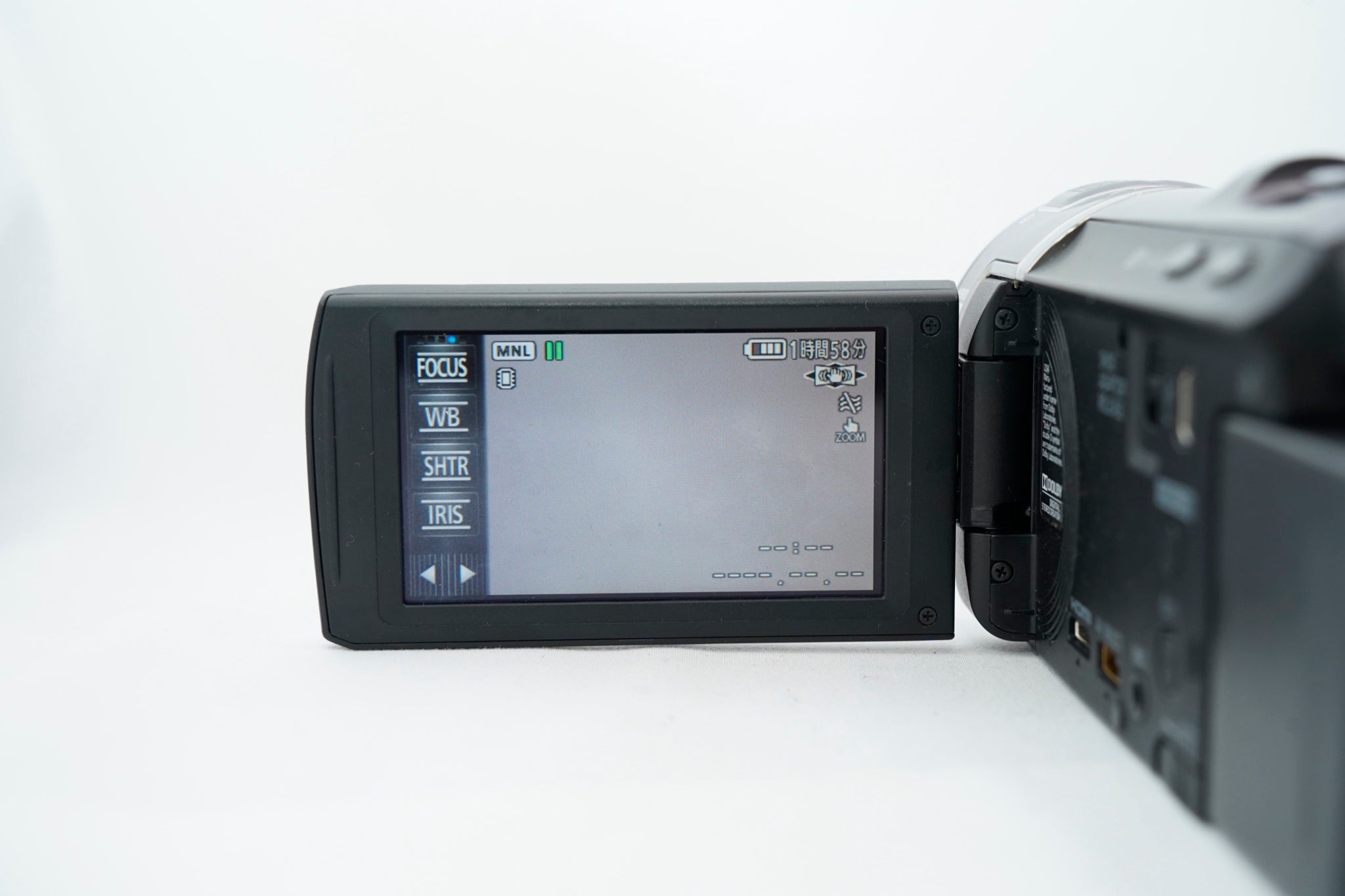 Panasonic HC-V700M ﾌﾞﾗｯｸ（付属：バッテリー 充電器 付属）