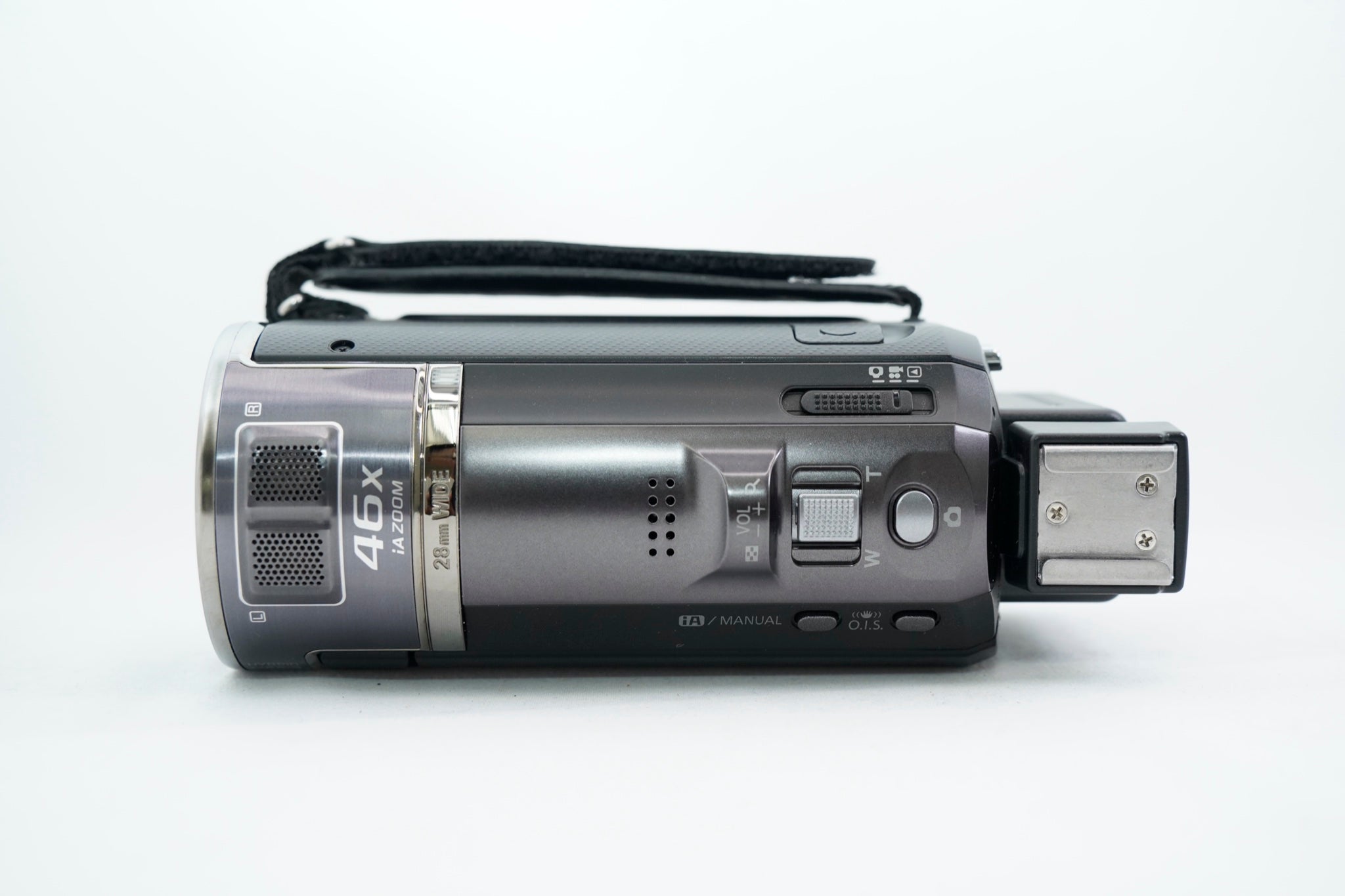 Panasonic HC-V700M ﾌﾞﾗｯｸ（付属：バッテリー 充電器 付属）