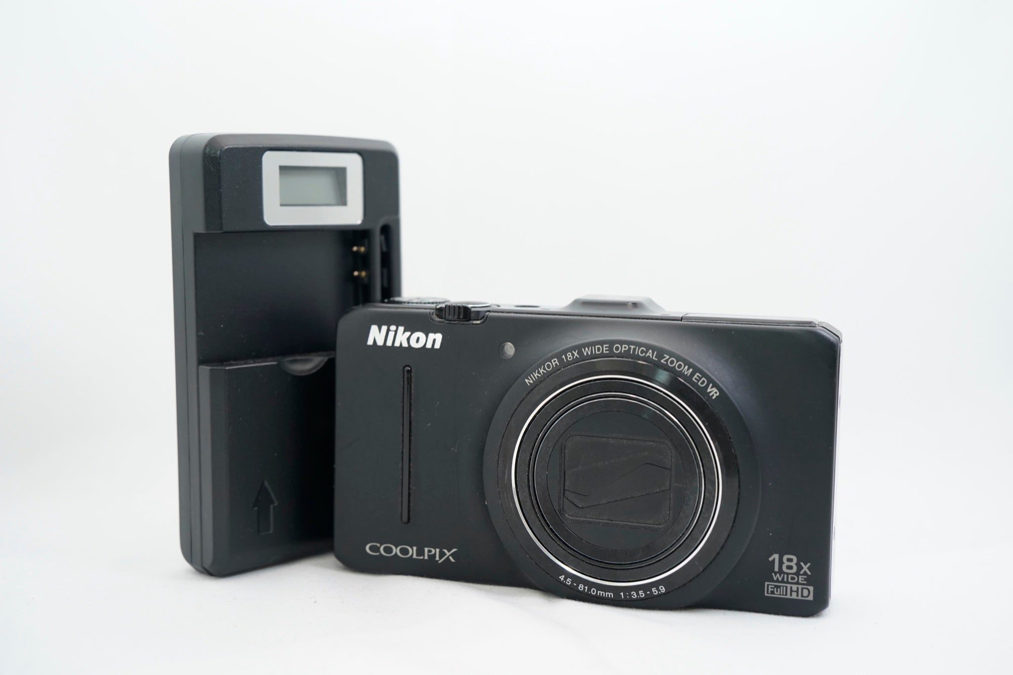 Nikon COOLPIX S9300 ノーブルブラック 21004494（付属：バッテリー）