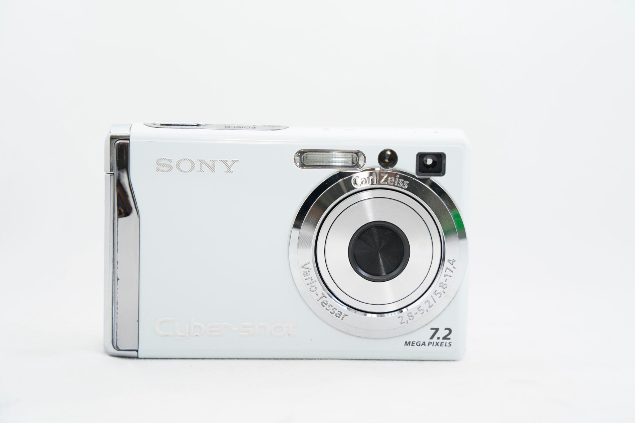 SONY Cyber-shot DSC-W80 ﾎﾜｲﾄ（付属：バッテリー 充電器 付属）