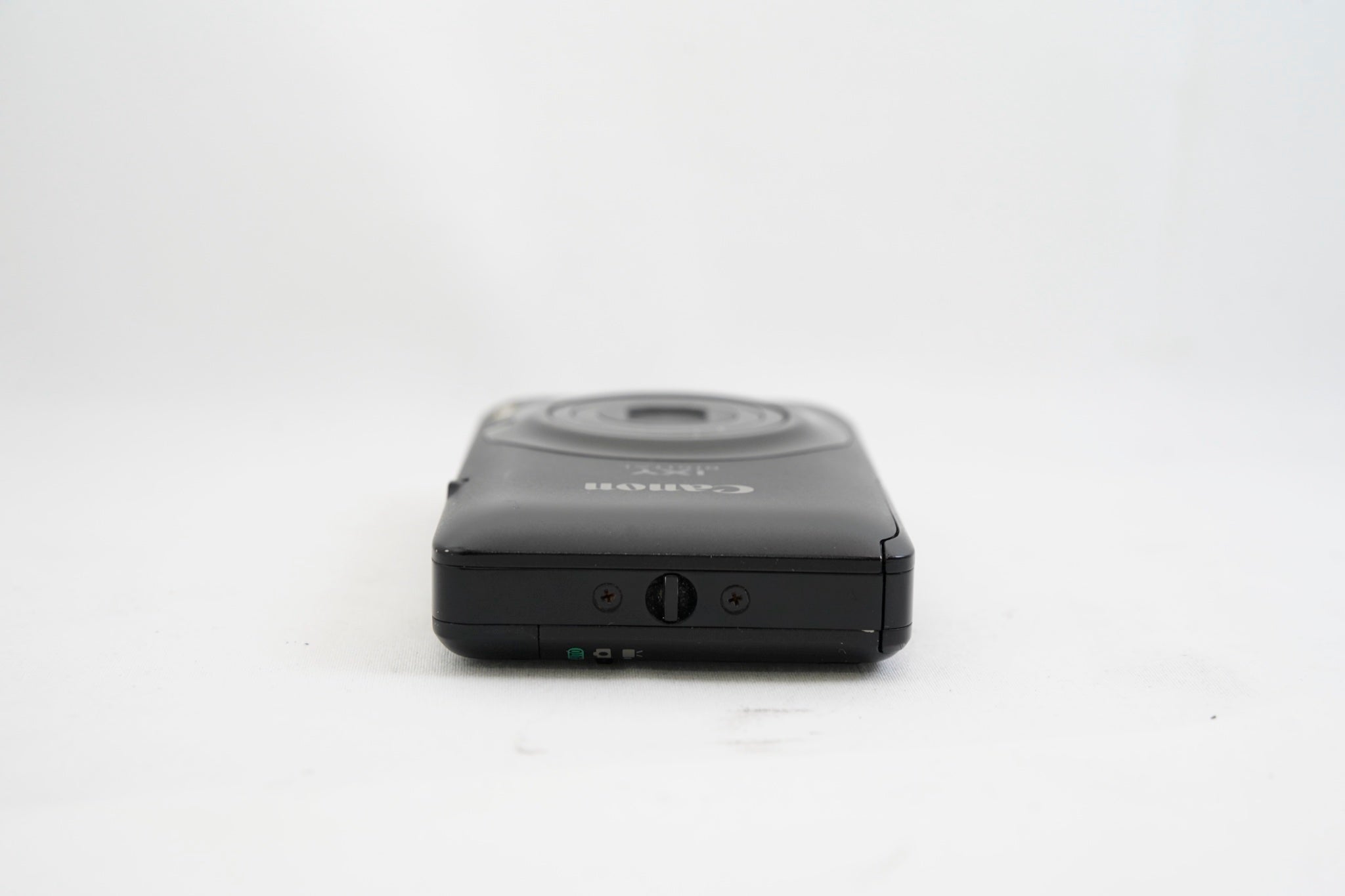 Canon IXY DIGITAL 220 IS ブラック