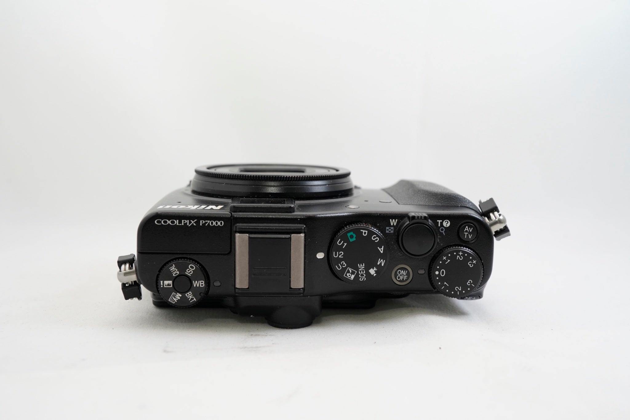 Nikon COOLPIX P7000