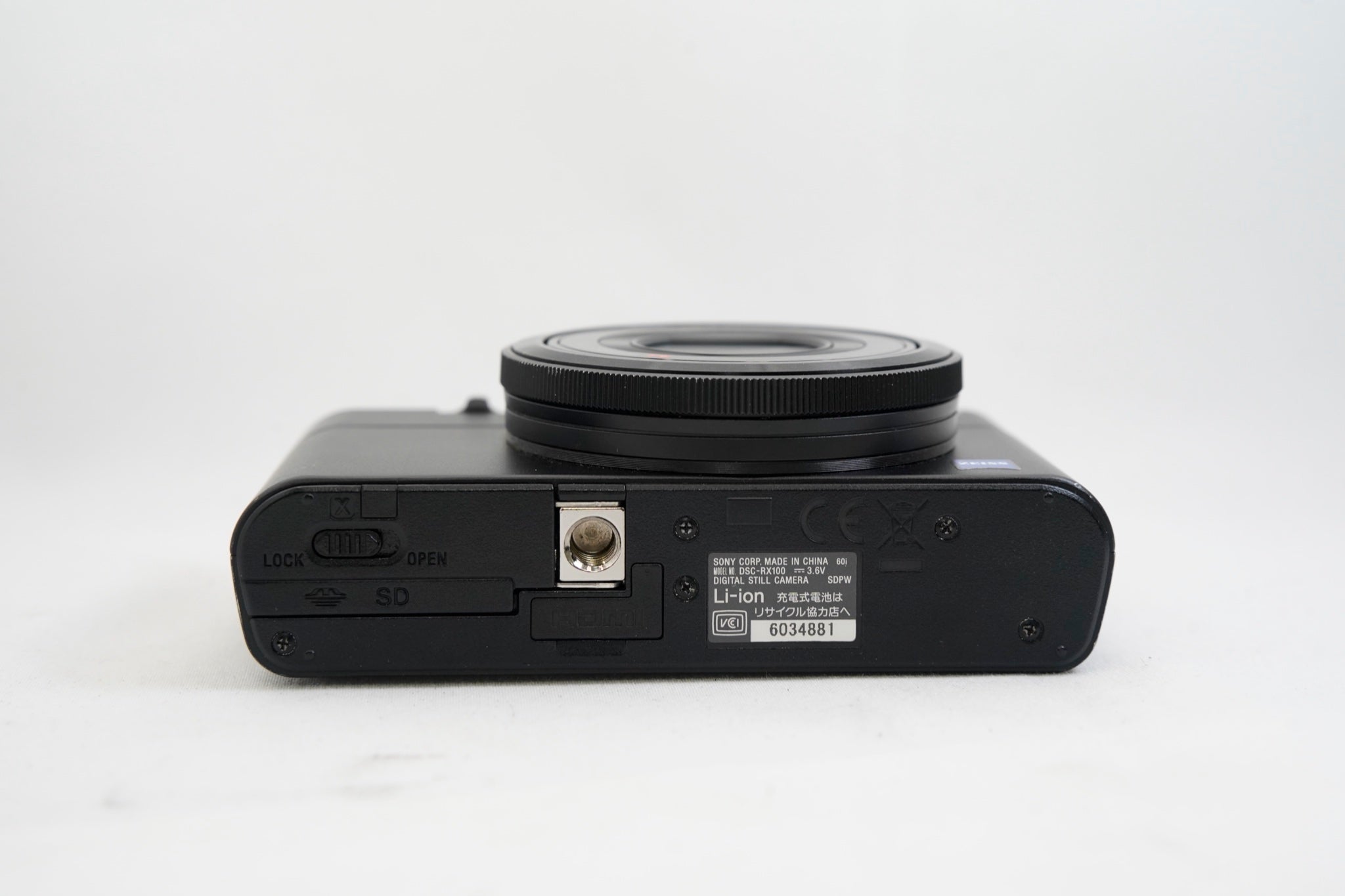 SONY Cyber-shot DSC-RX100 (881055002802)（付属：バッテリー）