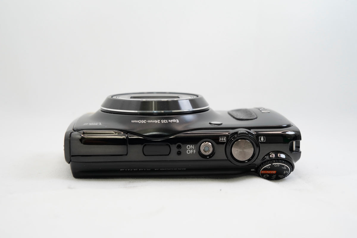 FUJIFILM FINEPIX F300 EXR ブラック 0C043562（付属：バッテリー）