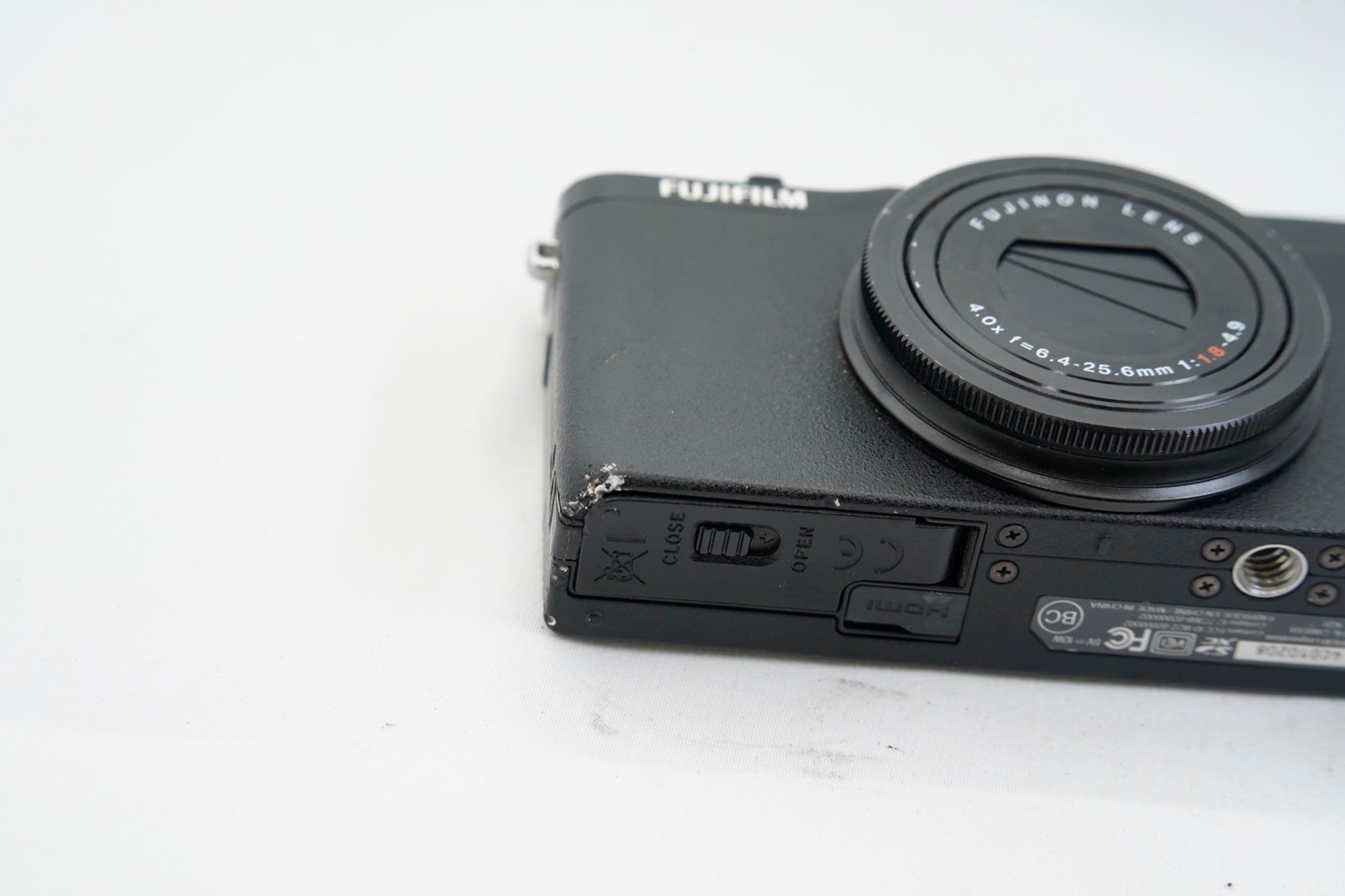 FUJIFILM XQ1 (4C010208)