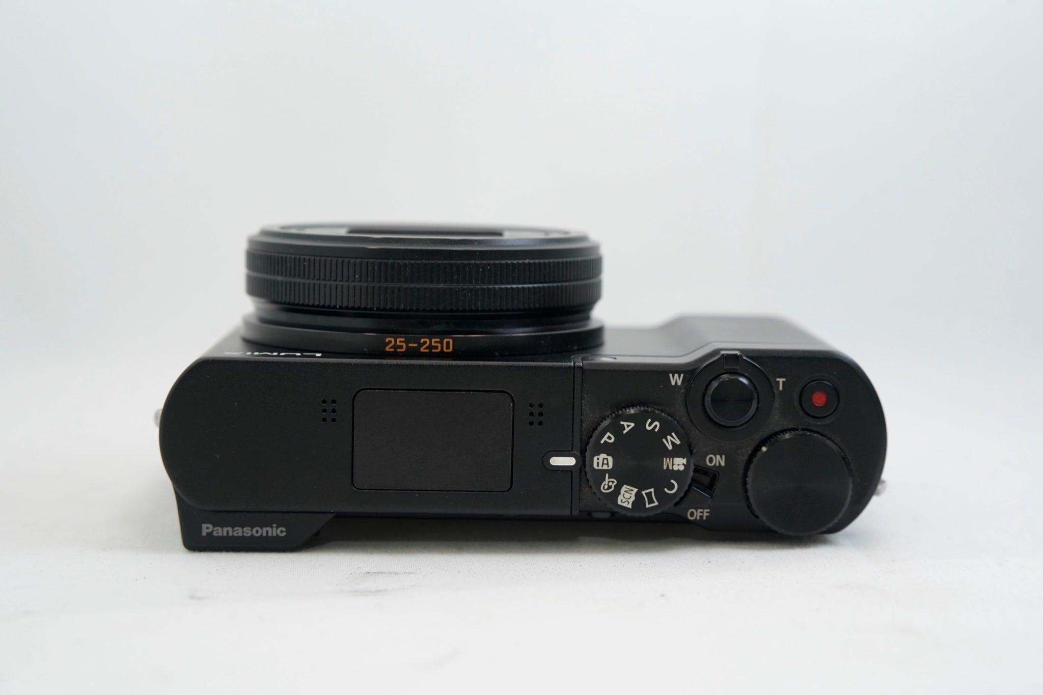 Panasonic LUMIX DMC-TX1（付属：バッテリー）